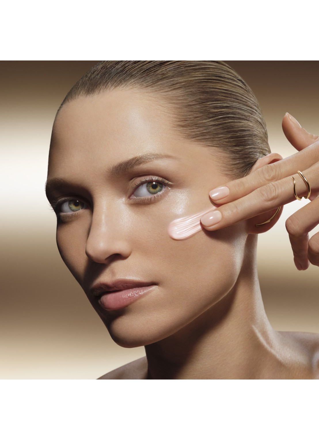 Lancôme  Absolue Longevity The Soft Crème  - detail 2 beige
