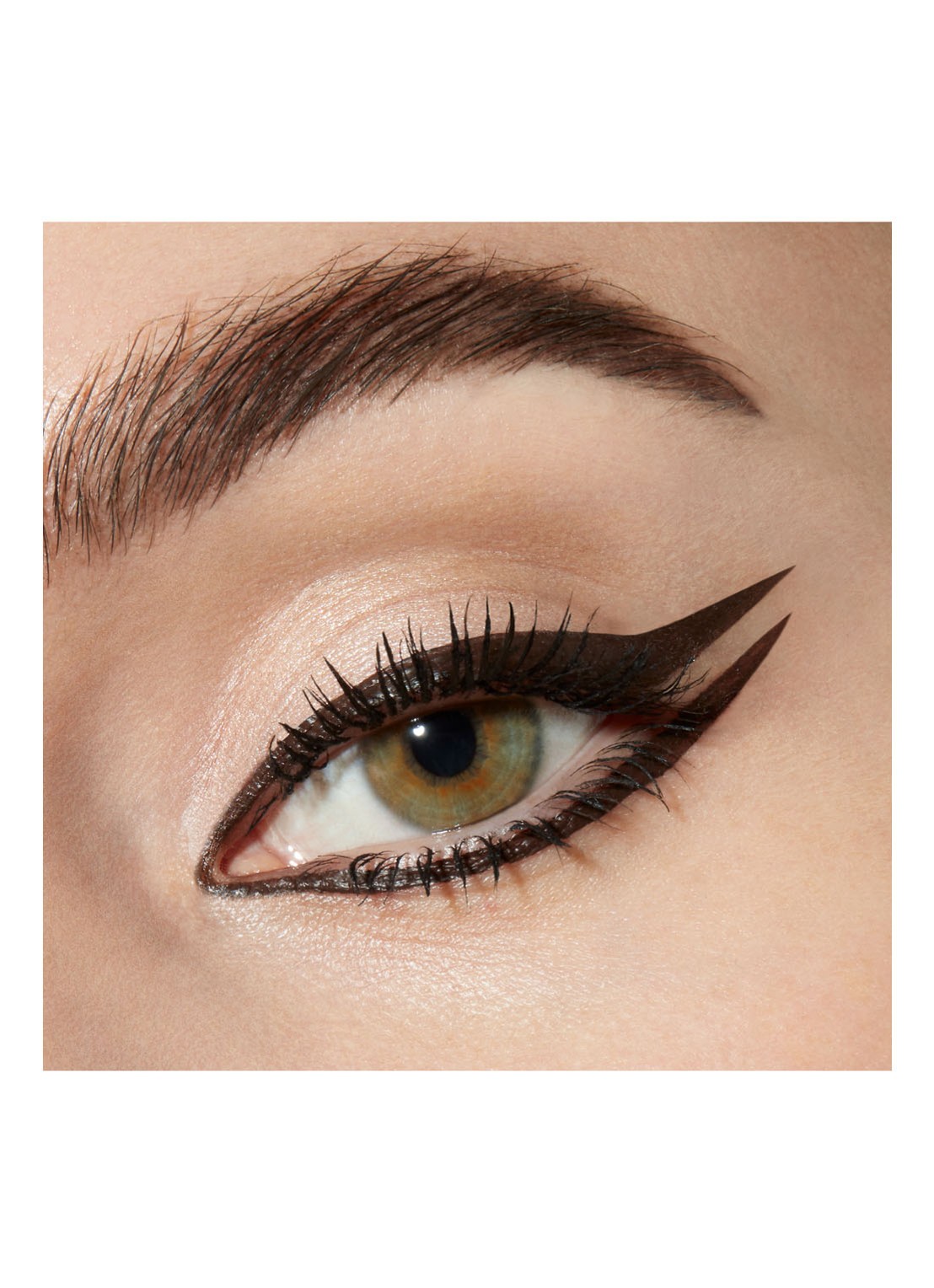 Lancôme Artliner - vloeibare eyeliner - voorkant 2 02 - chocolate satin