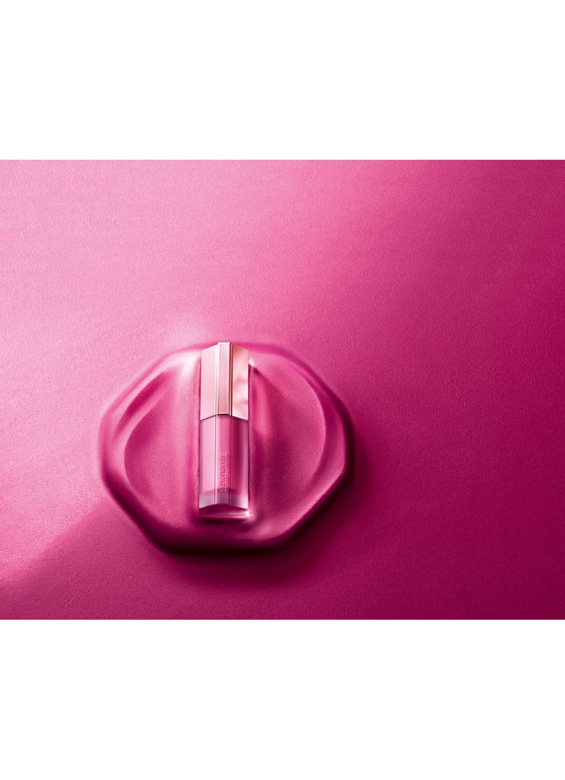 Lancôme Lip Idôle Cuddle Blur - vloeibare lipstick - detail 4 90 berry bisou