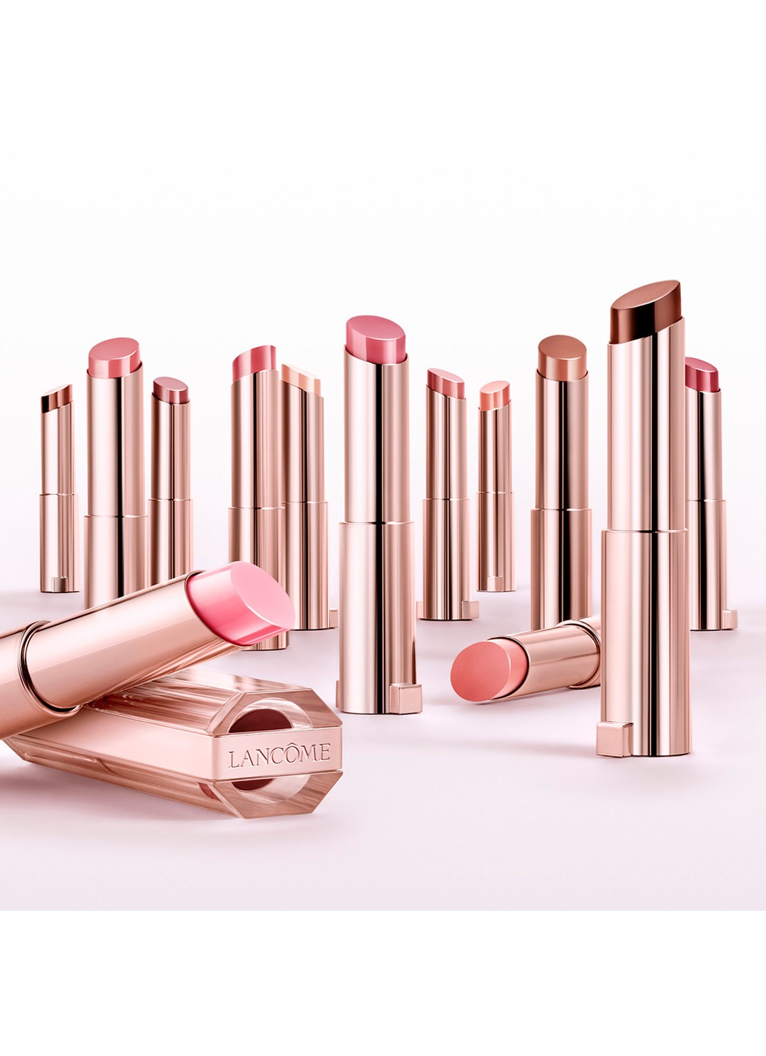 Lancôme Lip Idôle Squalane-12 Butterglow™ - getinte lipbalsem - detail 3 66 mahogany mauve