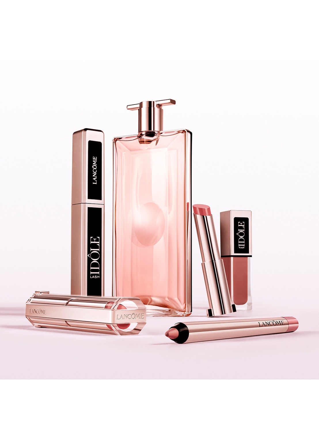 Lancôme Lip Idôle Squalane-12 Butterglow™ - getinte lipbalsem - detail 4 66 mahogany mauve