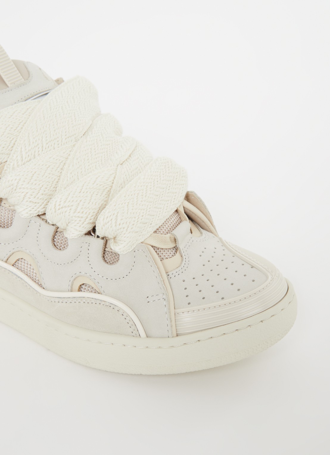 Lanvin Curb sneaker van kalfsleer met suède details - detail 7 beige