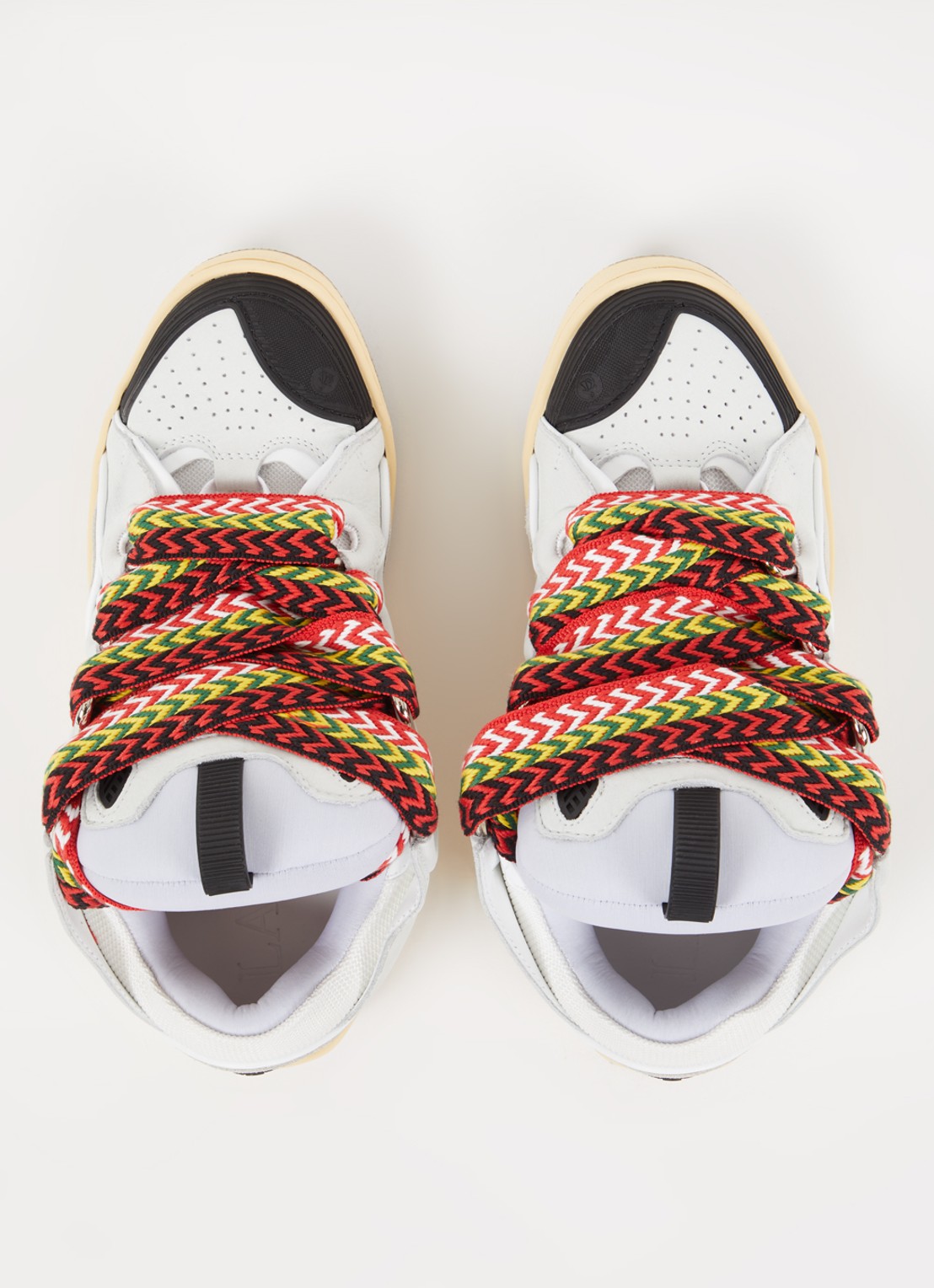 Lanvin Curb sneaker van kalfssuède met mesh details - detail 5 lichtgrijs