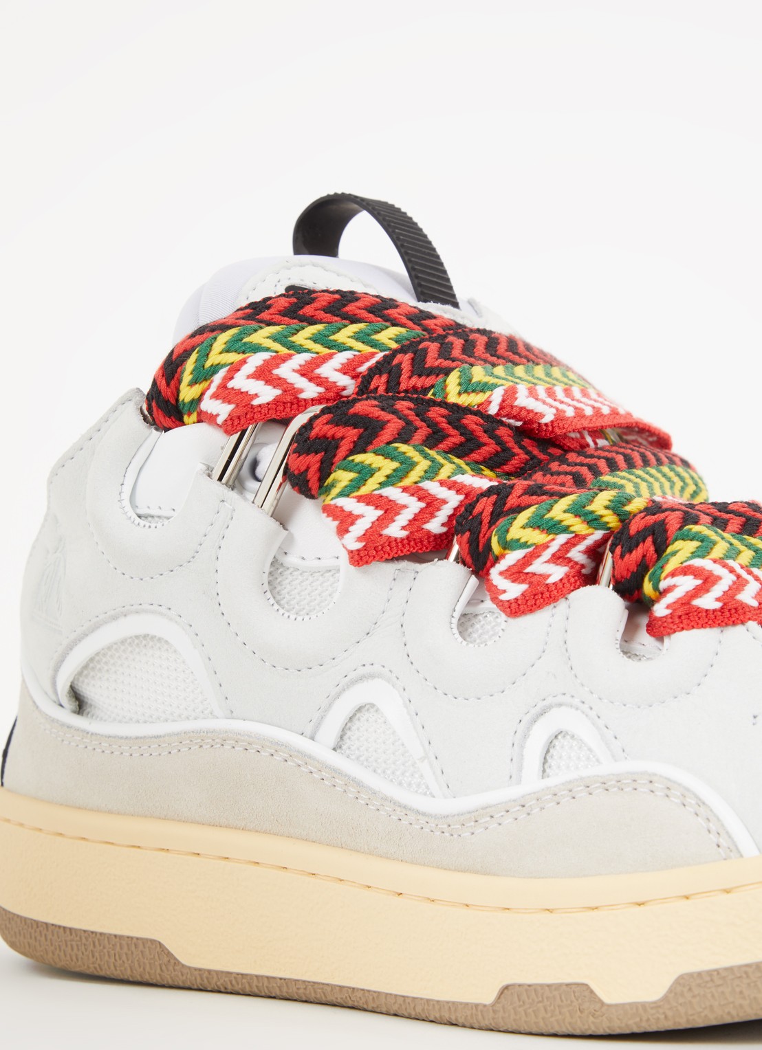 Lanvin Curb sneaker van kalfssuède met mesh details - detail 7 lichtgrijs