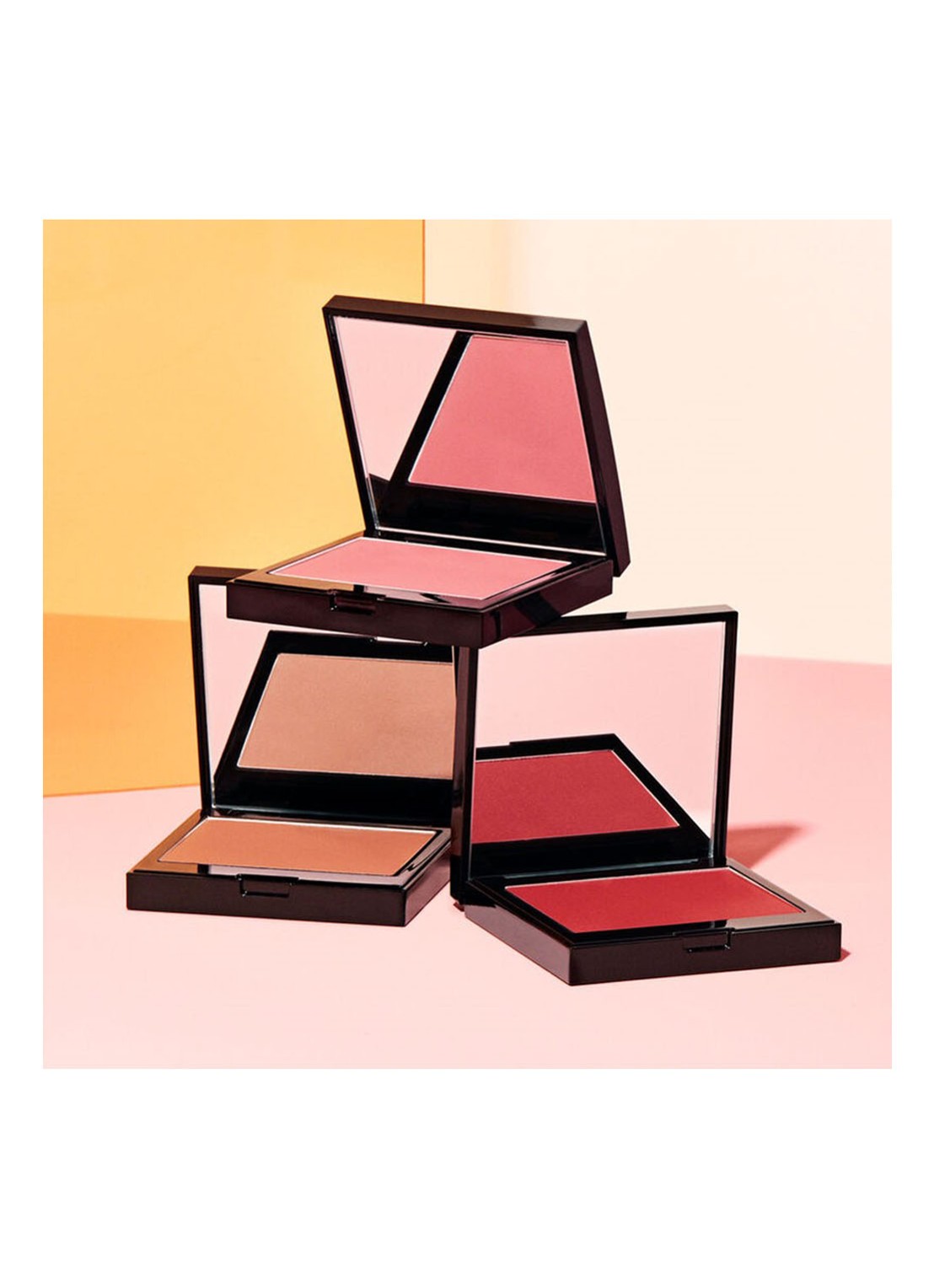 Laura Mercier Blush Colour Infusion - detail 5 rose