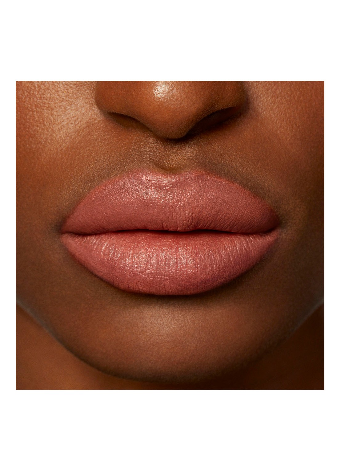 Laura Mercier Rouge Essentiel Silky Crème Lipstick - voorkant 2 nude noveau