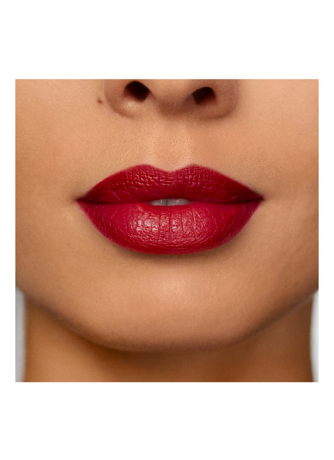 Laura Mercier Rouge Essentiel Silky Crème Lipstick - voorkant 2 rouge ultime