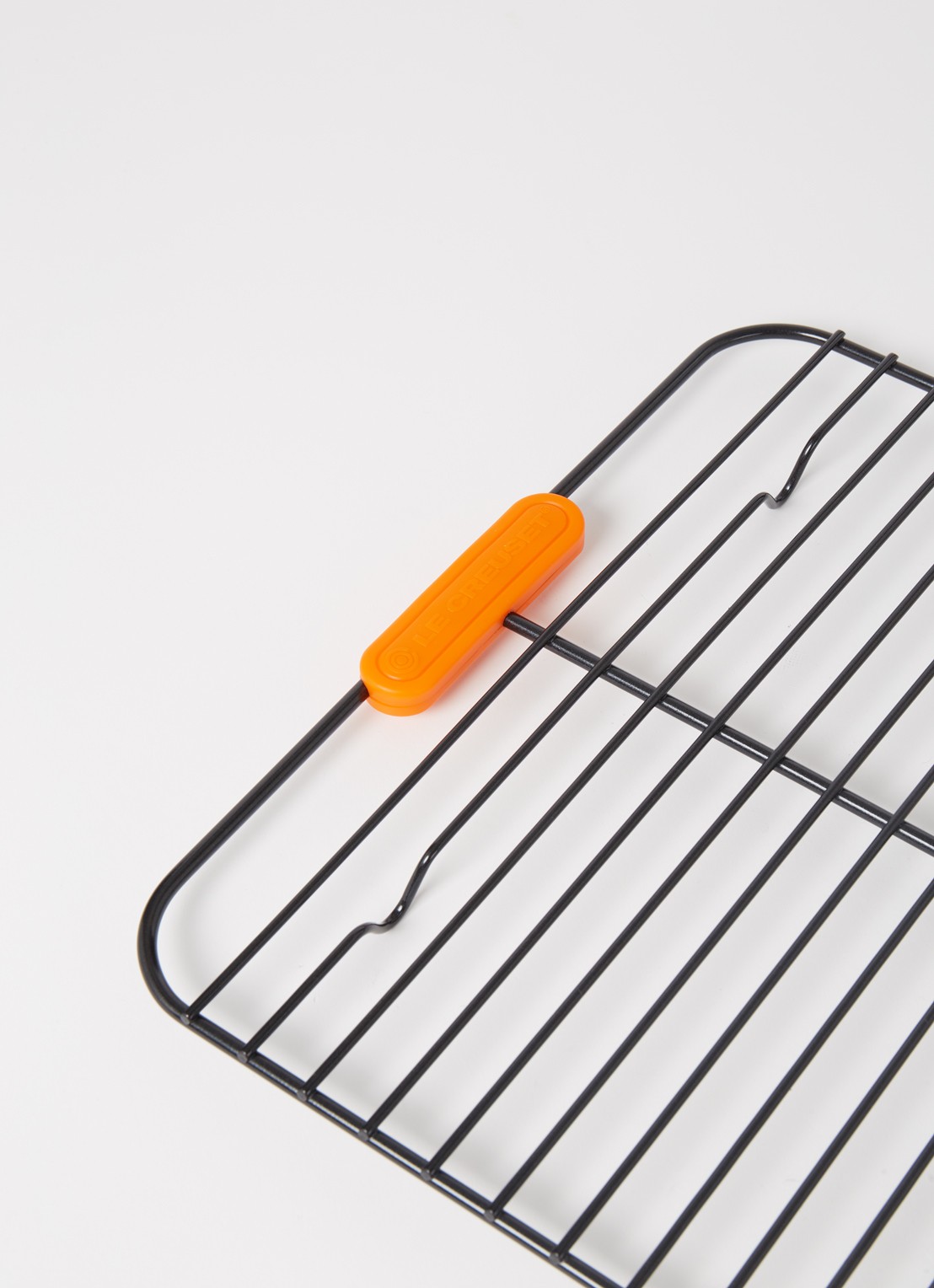 Le Creuset Afkoelrek 30,5 x 40 cm - detail donkergrijs