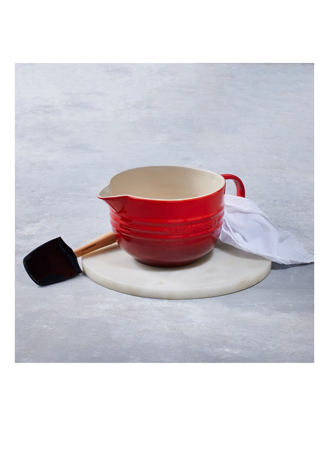 Le Creuset Beslagkom 2 liter - detail 3 kersenrood / rood