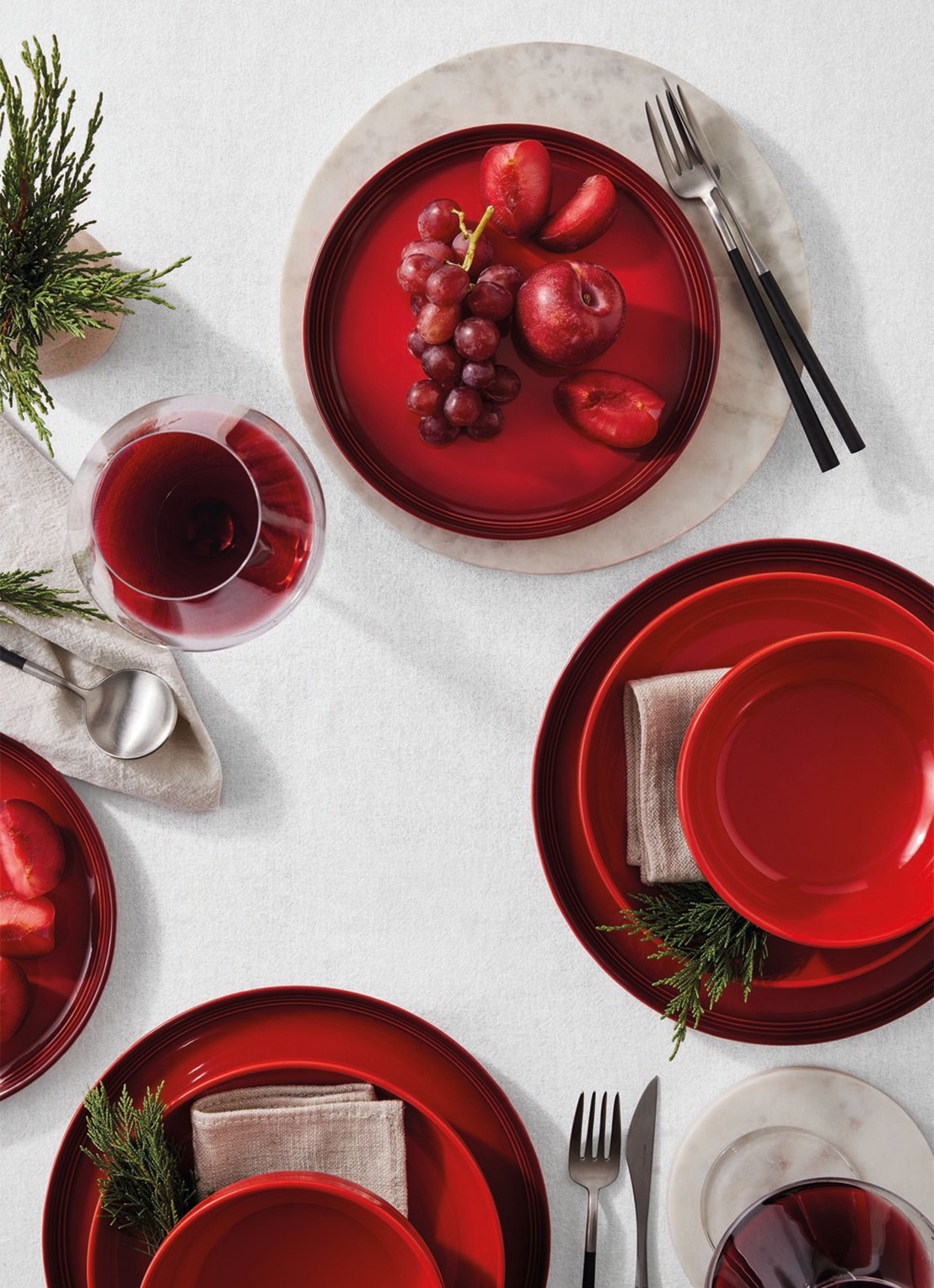 Le Creuset Coupe kom 16 cm - detail 3 donkerrood