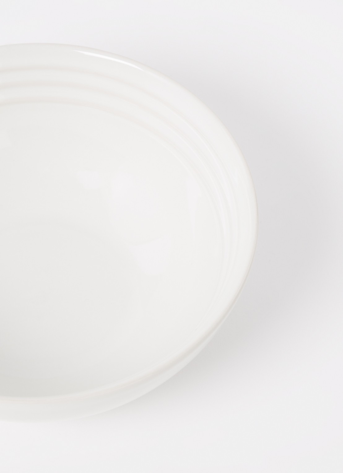 Le Creuset Kom 16 cm - voorkant 2 white / wit