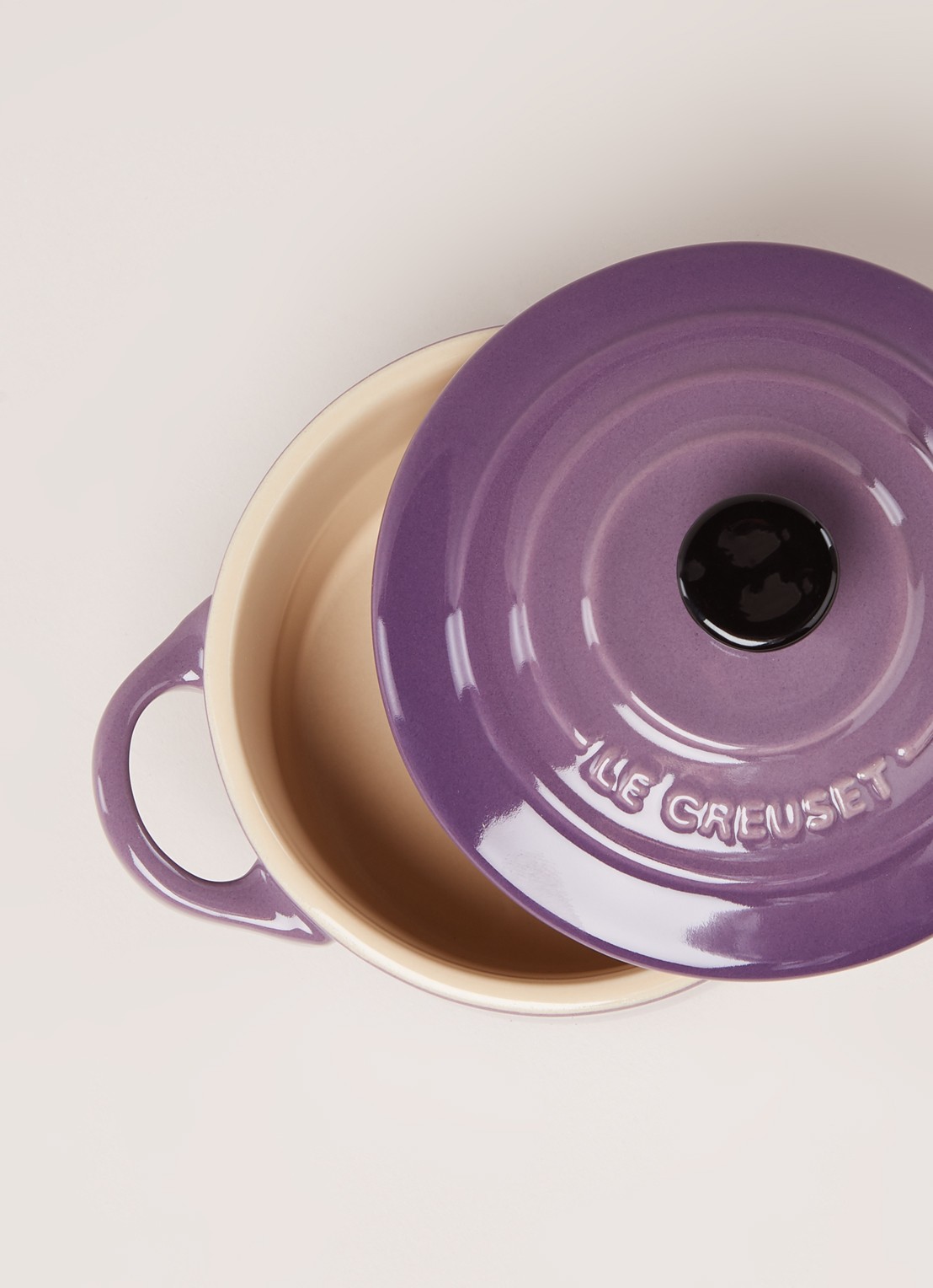 Le Creuset Mini ovenschaal van aardewerk 10 cm - detail lila