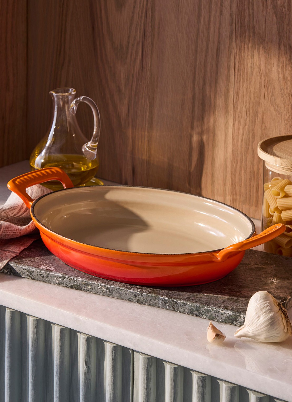 Le Creuset Modern Heritage ovenschaal/braadslede 28 cm - voorkant 2 oranjerood