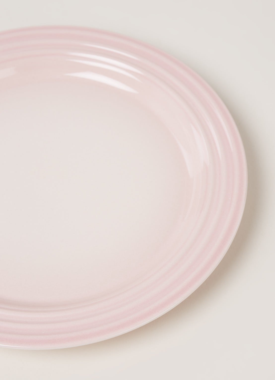 Le Creuset Ontbijtbord 22 cm - detail shell pink / roze