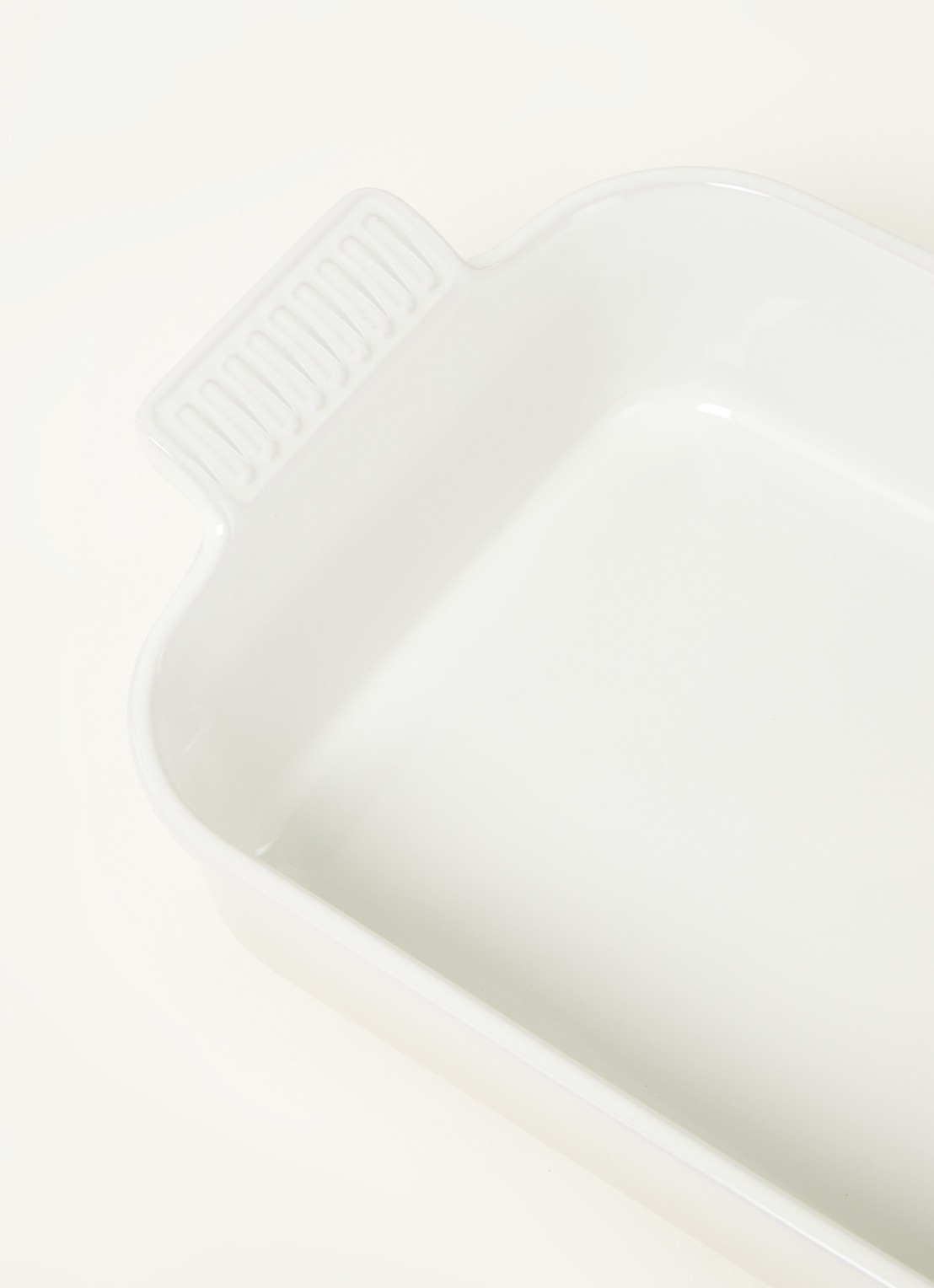 Le Creuset Ovenschaal 26 cm - detail meringue / beige