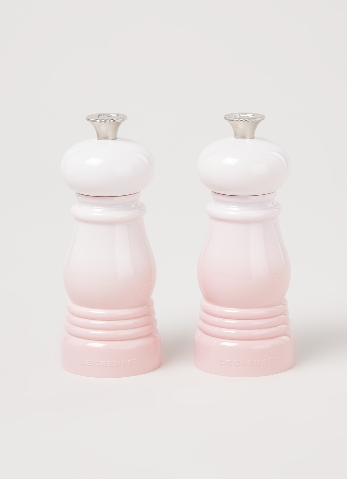 Le Creuset Peper- en zoutmolen 13 cm set van 2 - voorkant 3 shell pink / roze