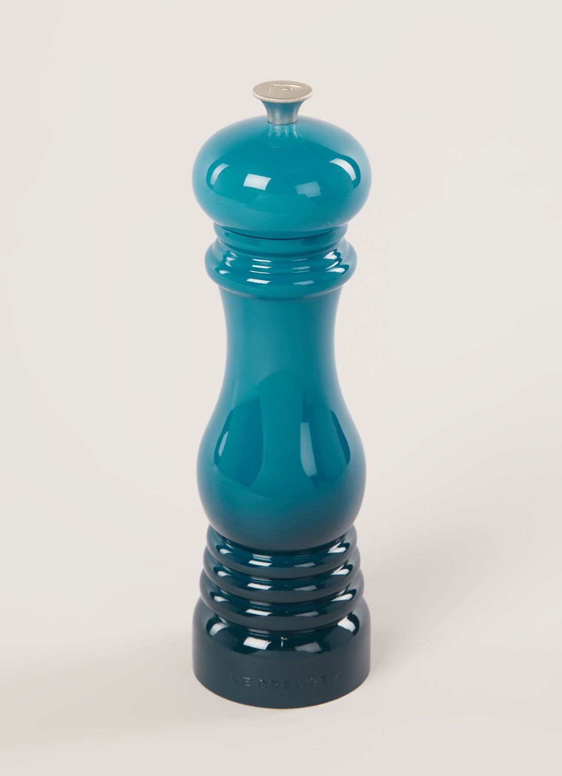 Le Creuset Pepermolen 22 cm - voorkant 2 deep teal / blauw