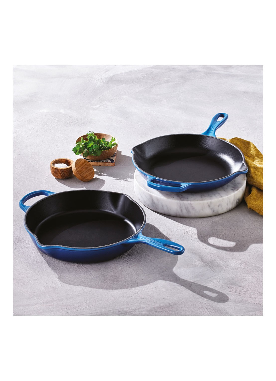 Le Creuset Sauteerpan met schenktuit Ø26 cm  - detail 3 azure / blauw