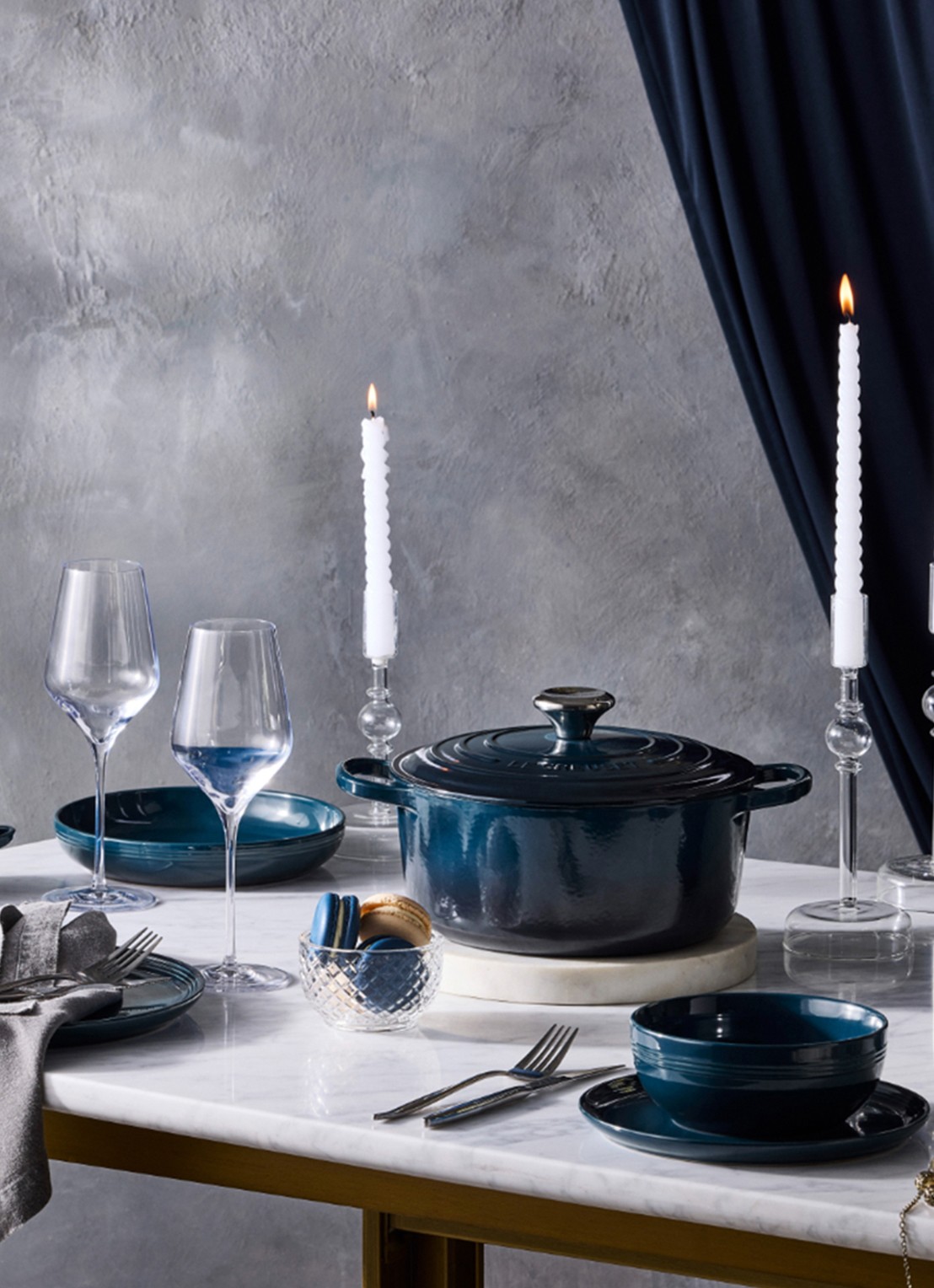 Le Creuset Signature braad-/stoofpan Ø24 cm - detail 5 donkerblauw