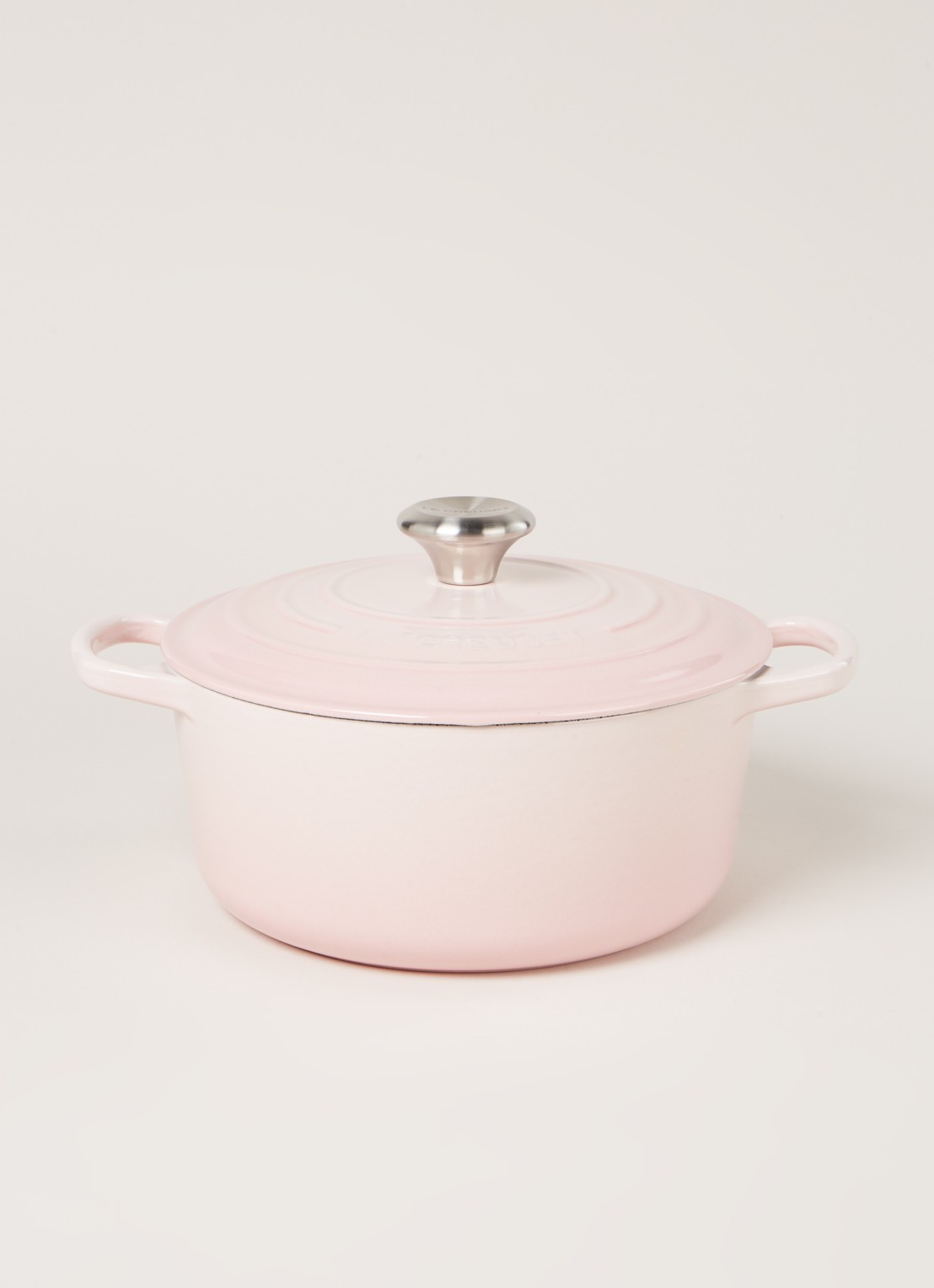 Le Creuset Signature braad-/stoofpan Ø24 cm - voorkant 3 shell pink / roze