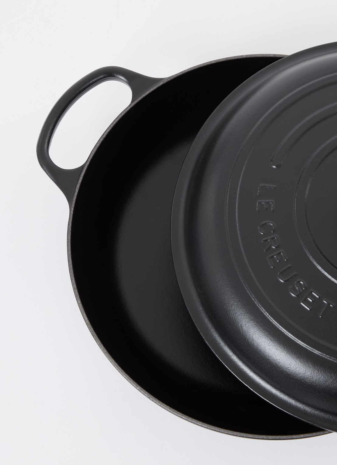Le Creuset Signature braadpan Ø30 cm - voorkant 3 mat zwart / zwart