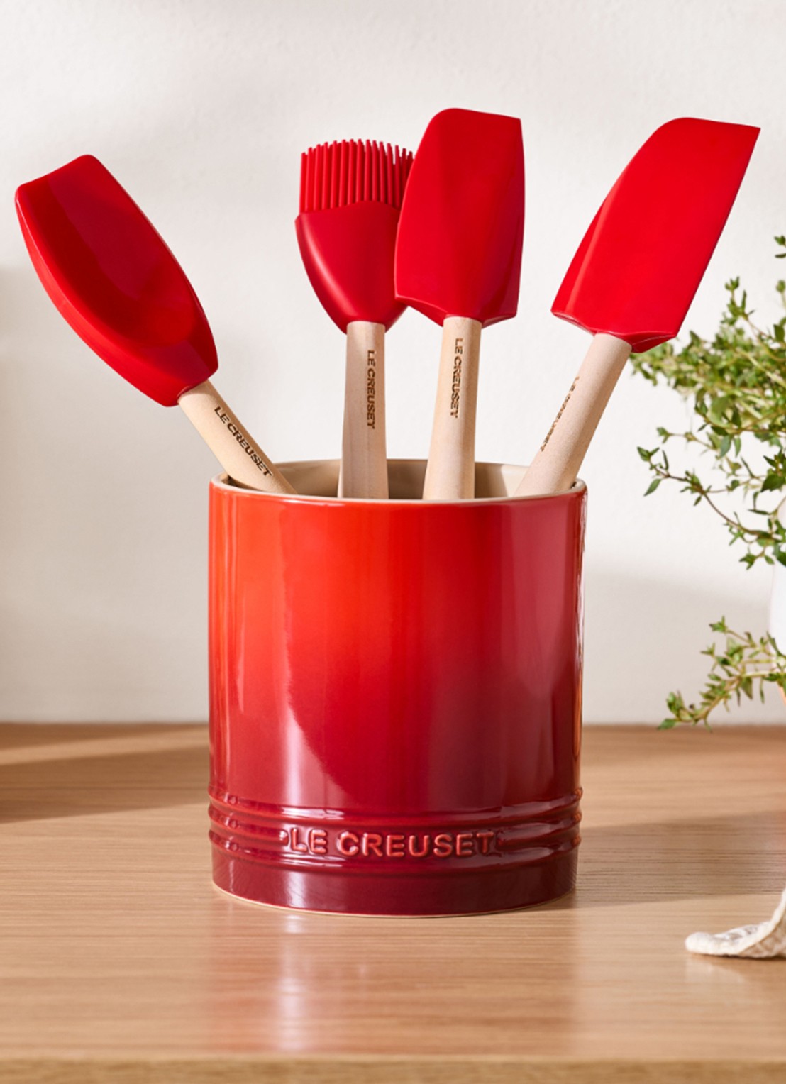 Le Creuset Signature spatelpot 1,1 liter - detail 5 donkerrood
