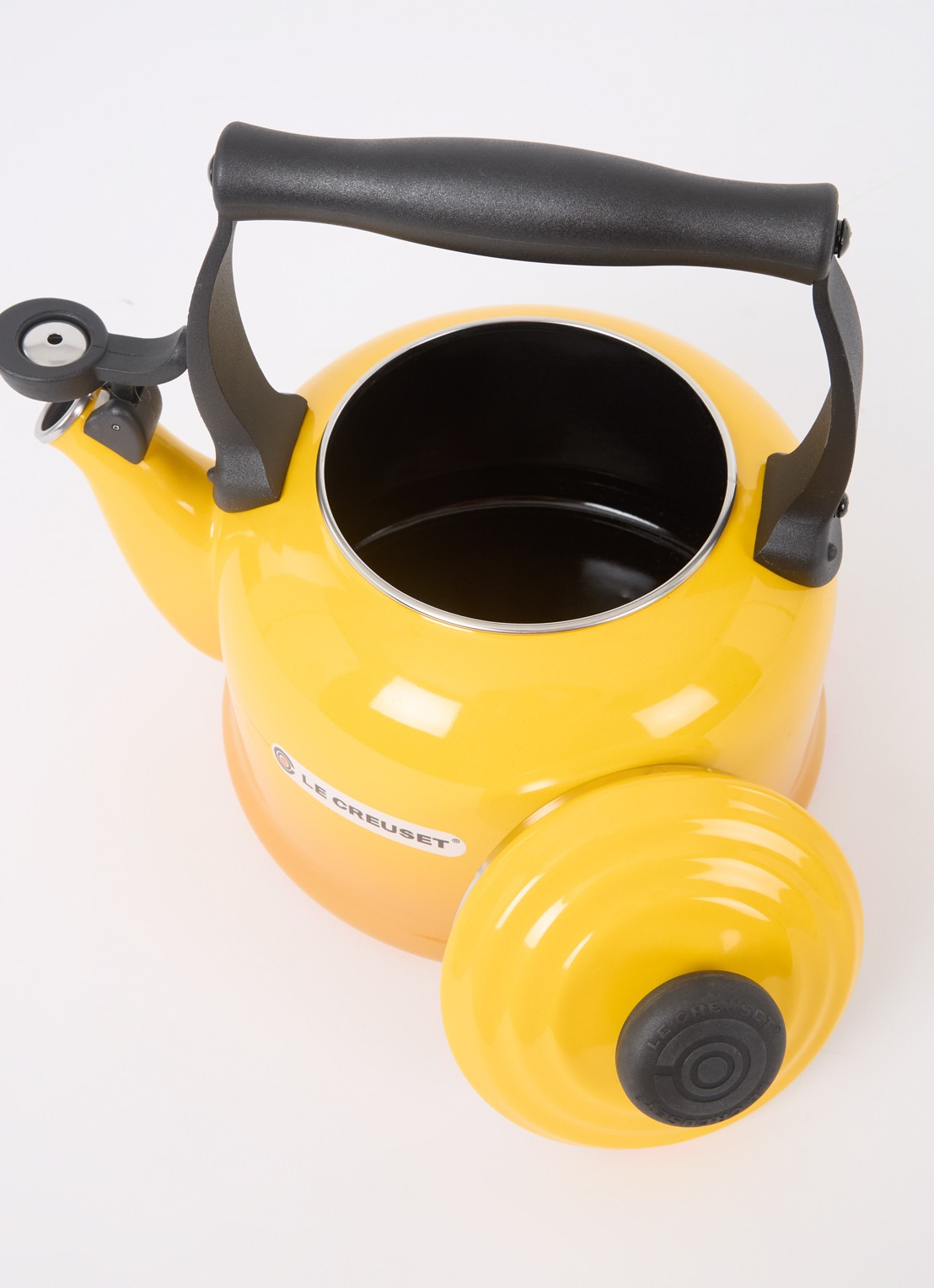 Le Creuset Tradition fluitketel 2,1 liter - detail nectar / oranje