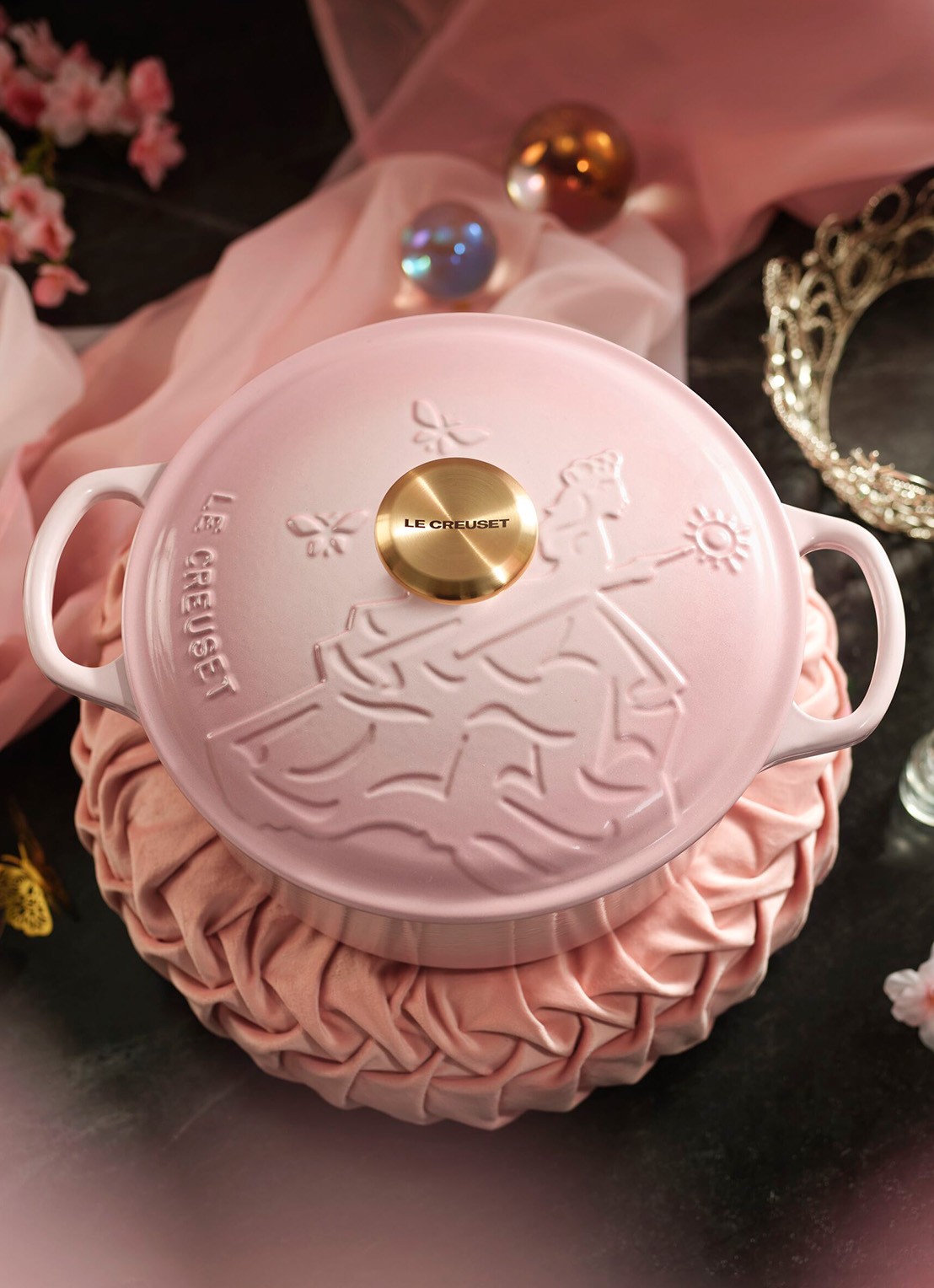 Le Creuset Wicked Glinda braadpan 24 cm - voorkant 6 lichtroze