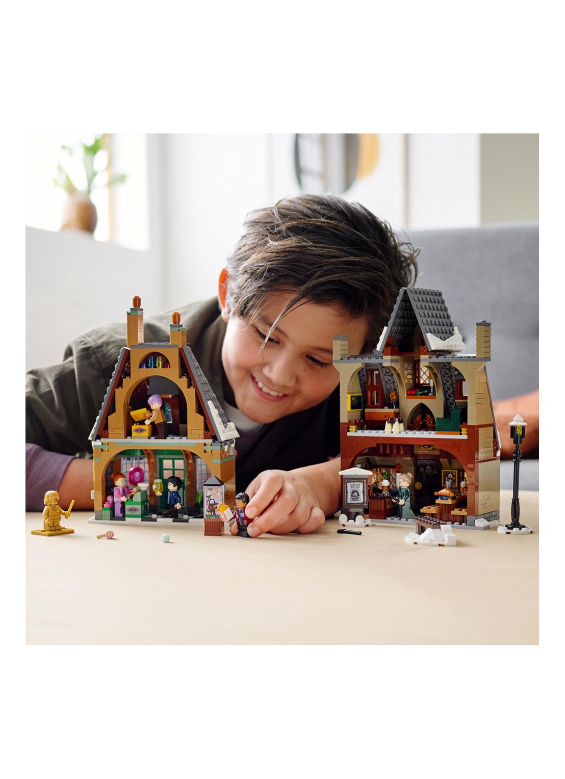 LEGO Harry Potter Zweinsveld Dorpsbezoek - bouwset 76388 - detail 2 bruin