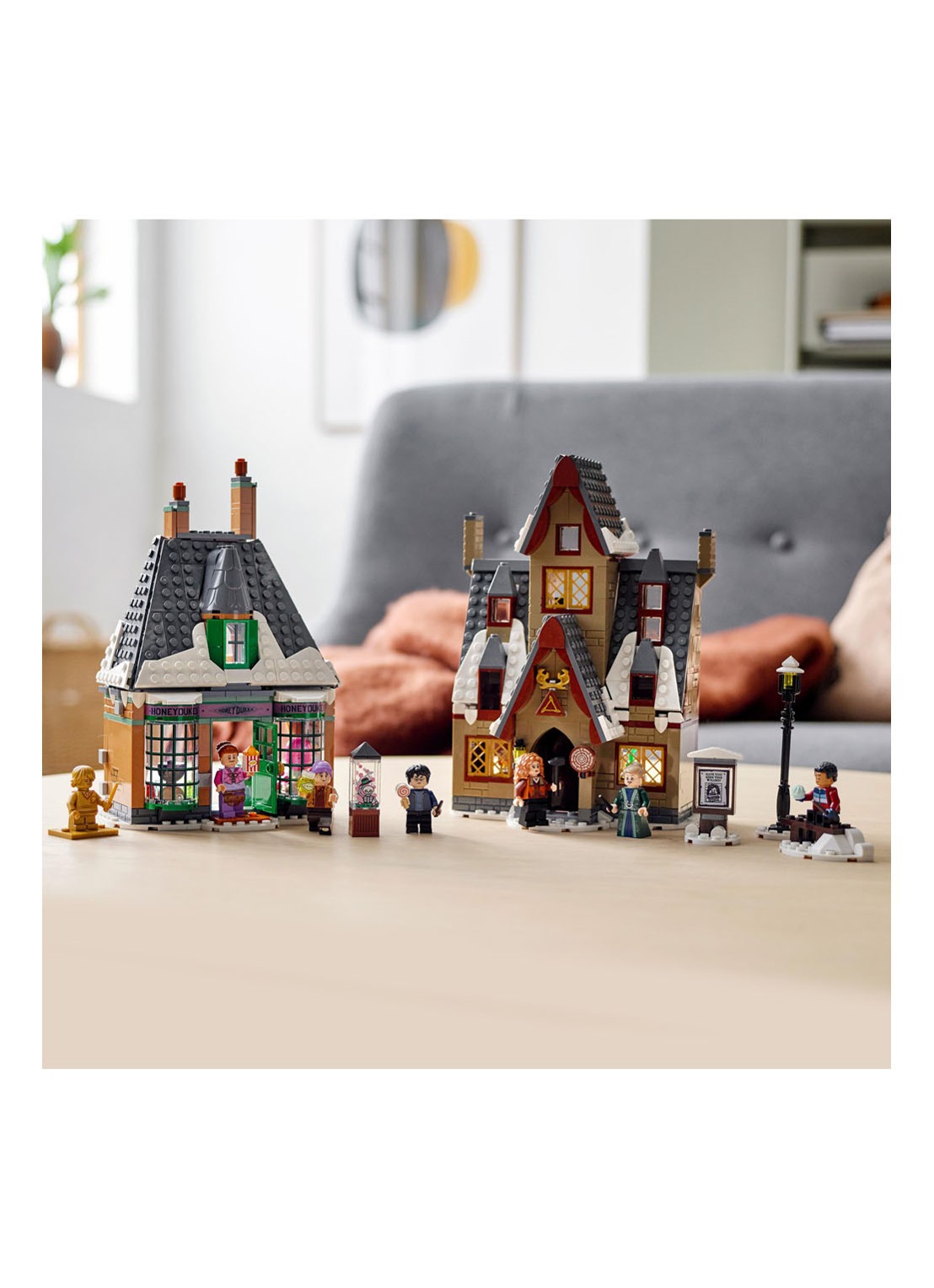 LEGO Harry Potter Zweinsveld Dorpsbezoek - bouwset 76388 - detail 4 bruin