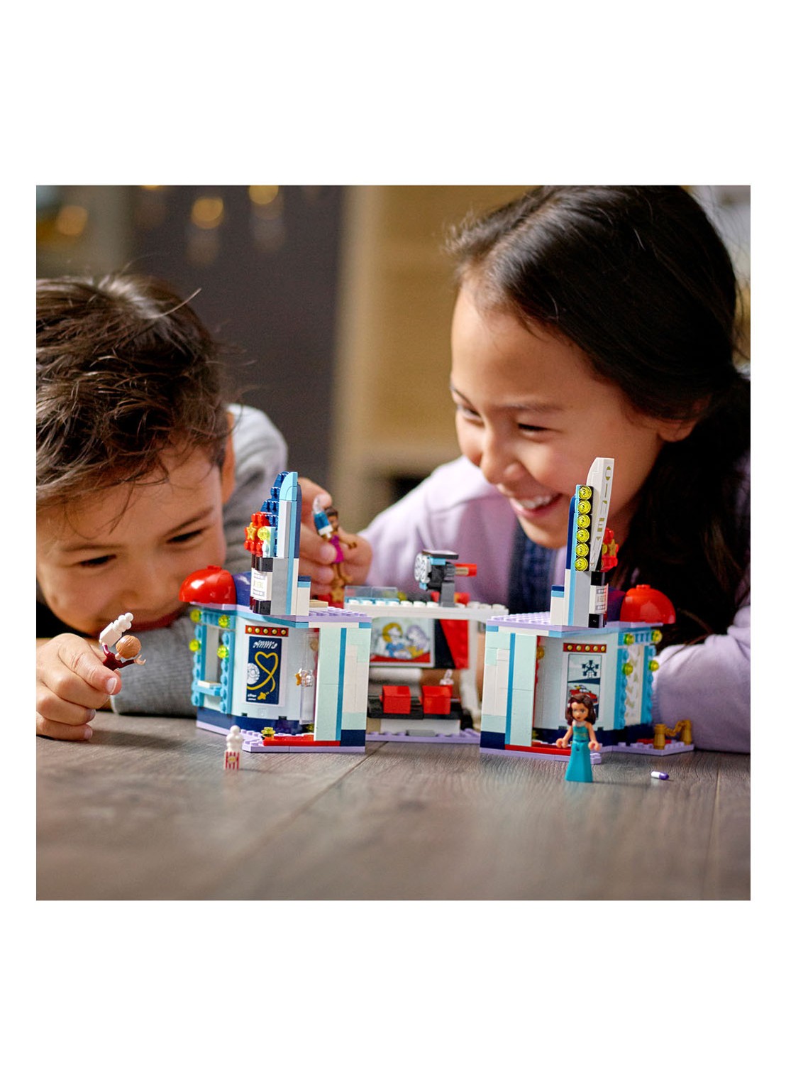 LEGO Heartlake City bioscoop - 41448 - detail 6 blauw