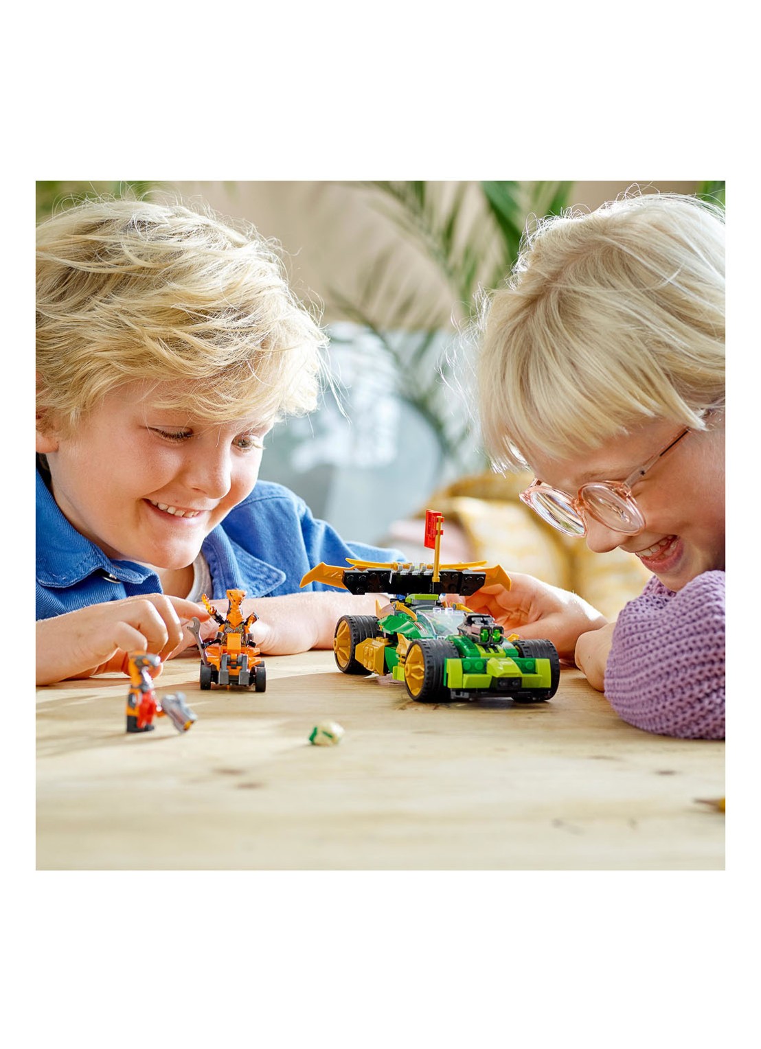 LEGO Lloyd's Racewagen EVO bouwspeelgoed - 71763 - detail 6 multicolor
