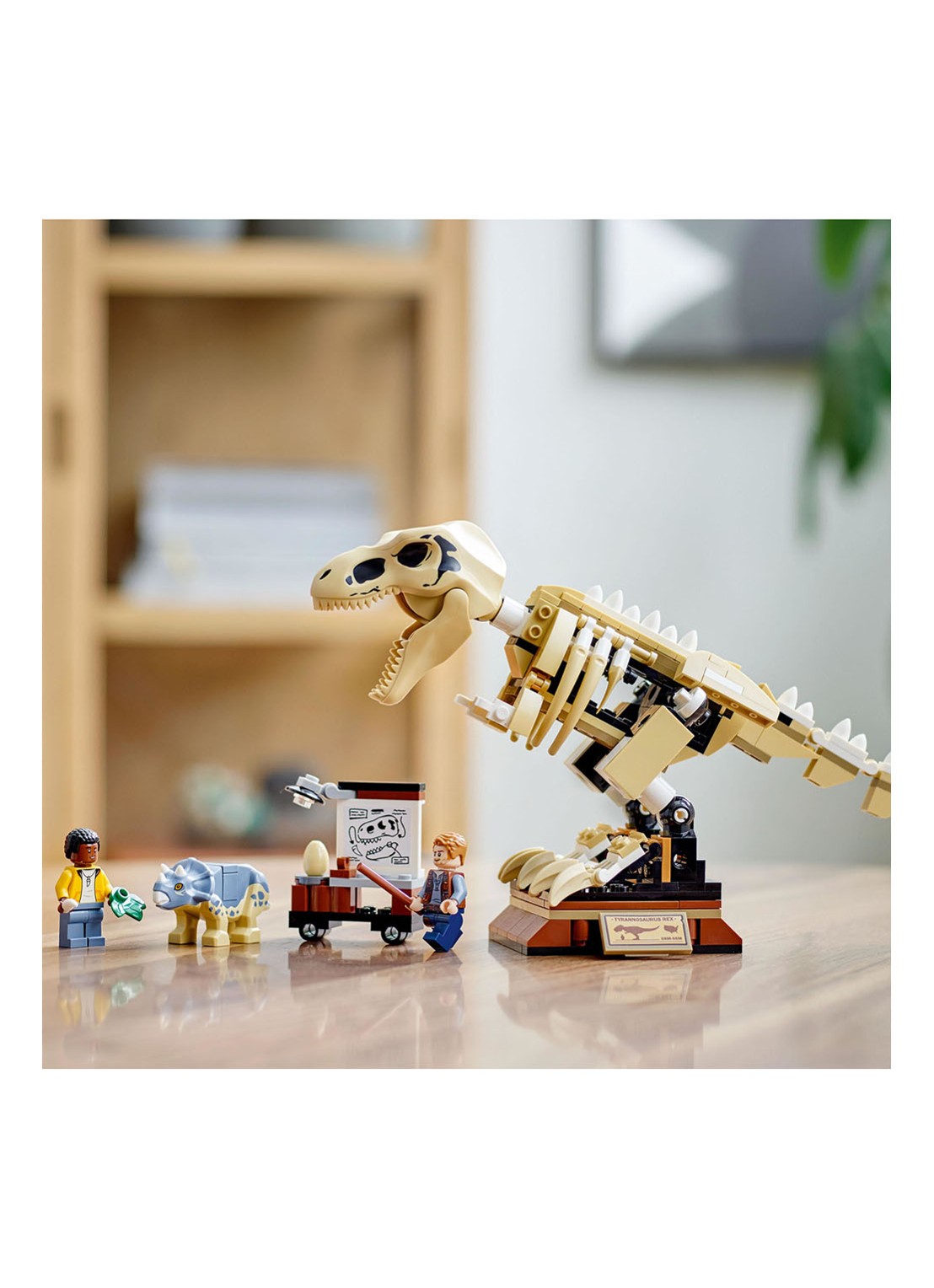 LEGO Tentoonstelling dinosaurusfossiel van T. rex bouwsets - 76940 - detail 5 multicolor