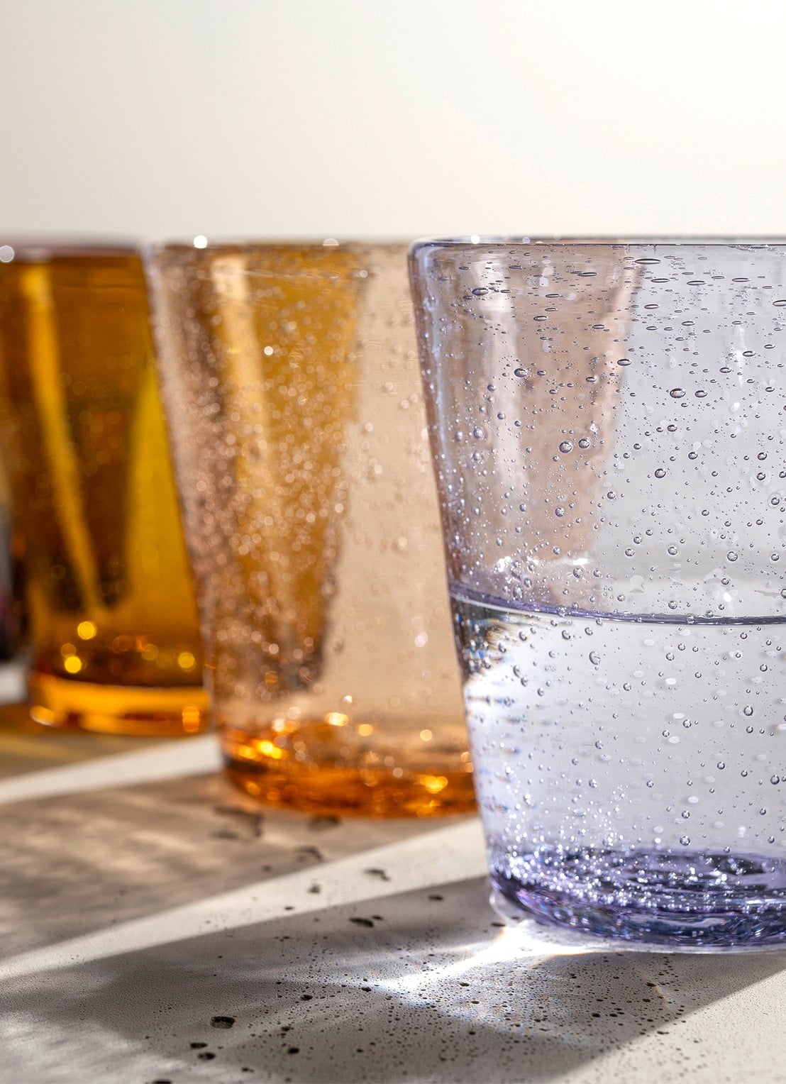 Leonardo Burano drinkglazen 33 cl set van 4 - detail 4 multicolor