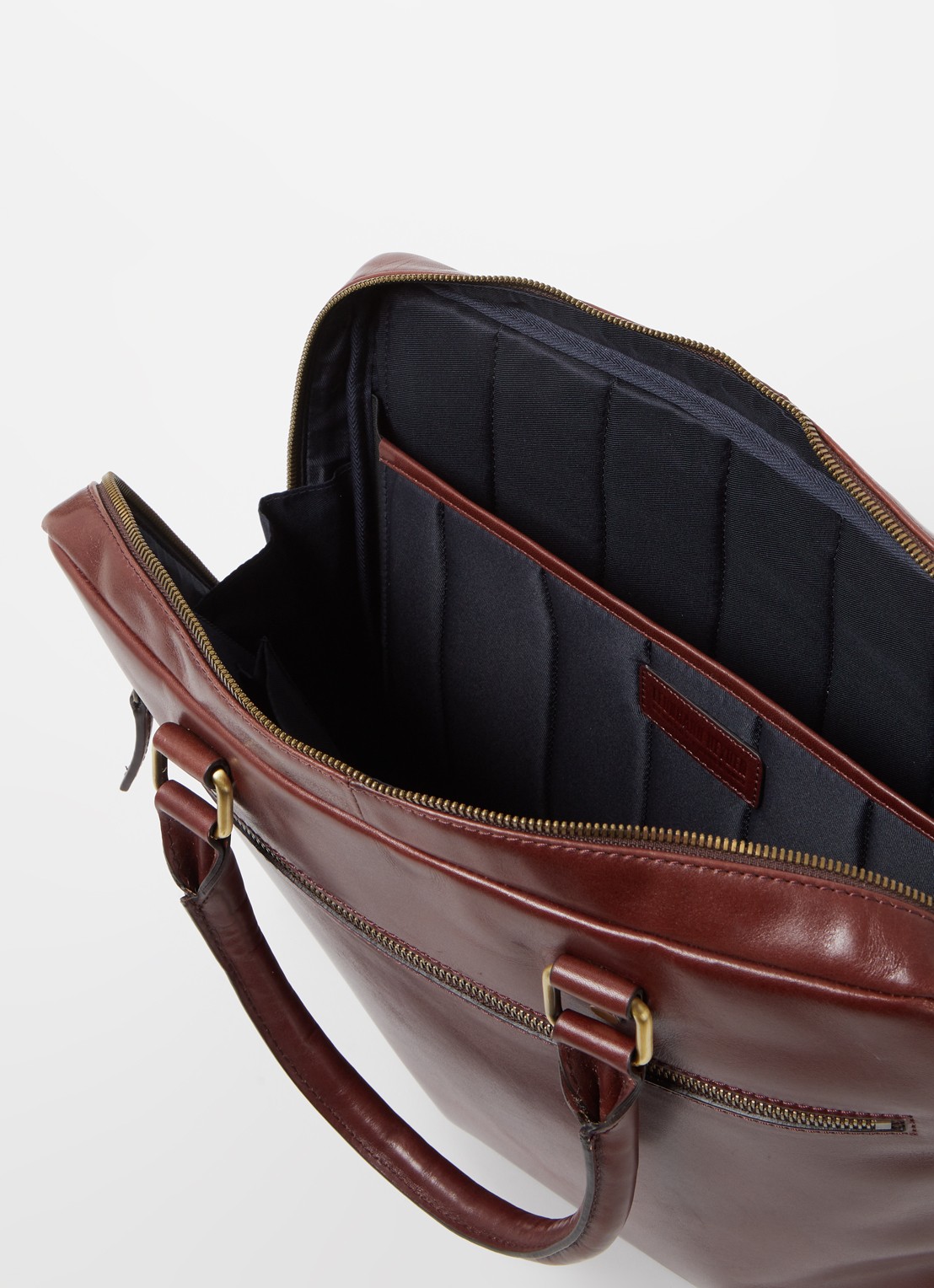 Leonhard Heyden Cambridge S businesstas van leer met 11 inch laptopvak - detail 3 roodbruin