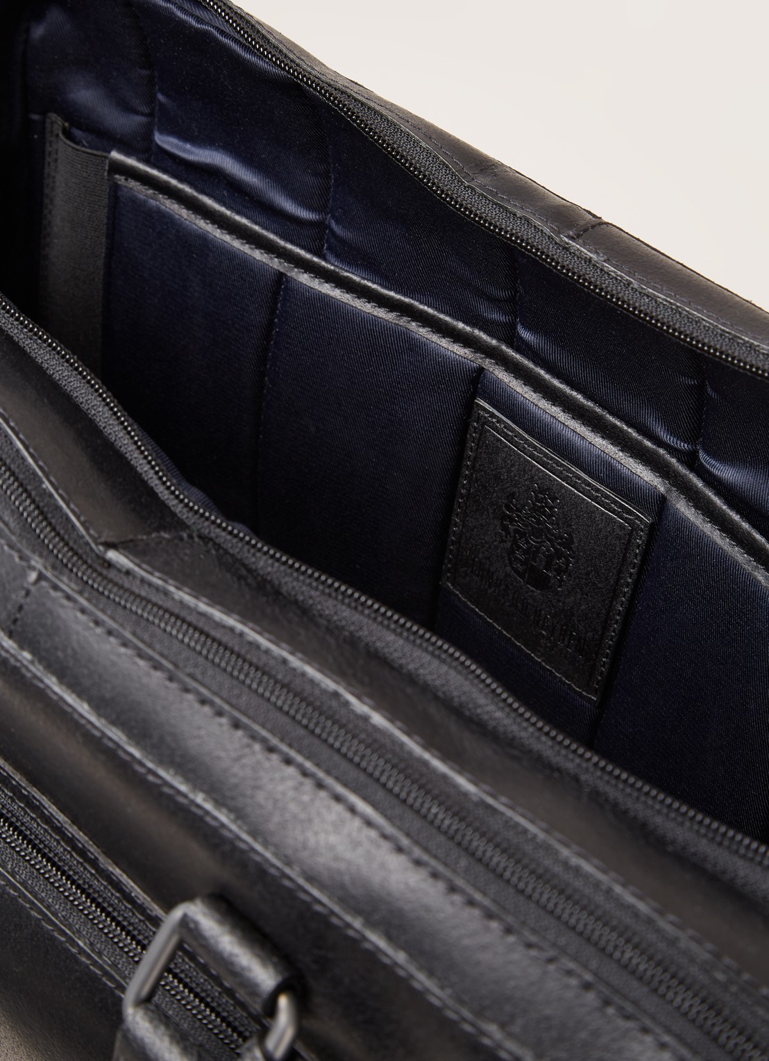 Leonhard Heyden Dakota laptoptas van leer  - detail 3 zwart