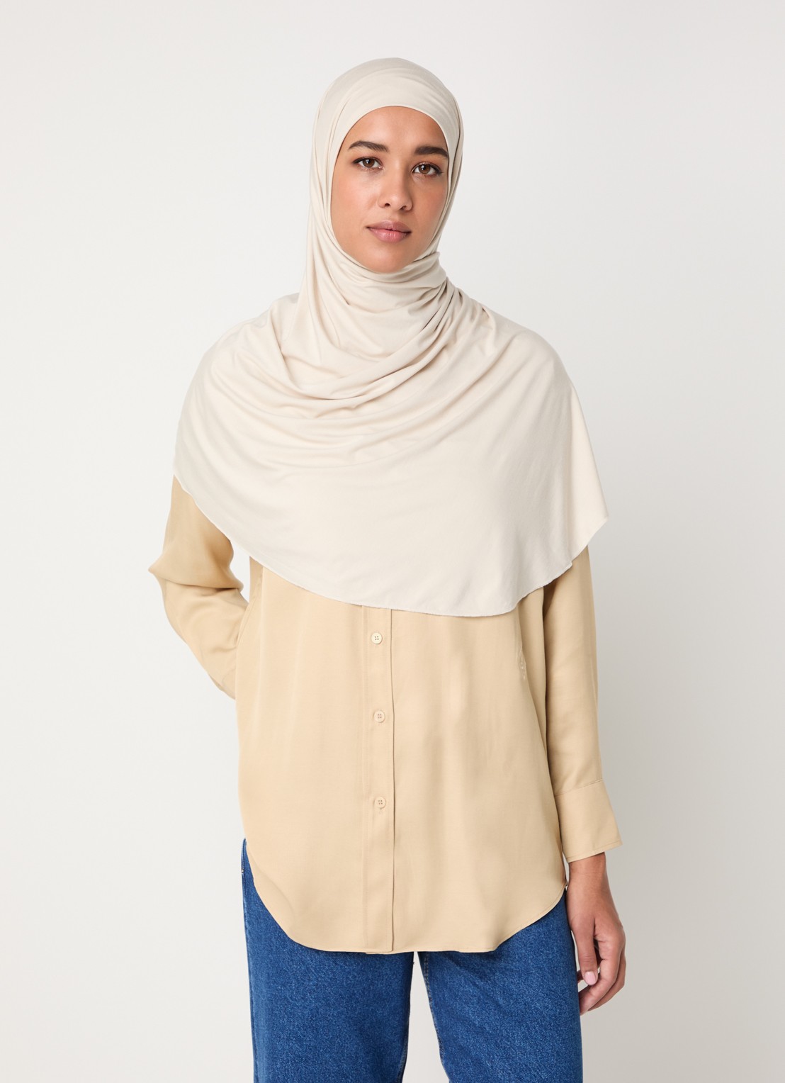 LES Atelier Bamboo Jersey hoofddoek 180 x 82 cm - voorkant 2 ivoor