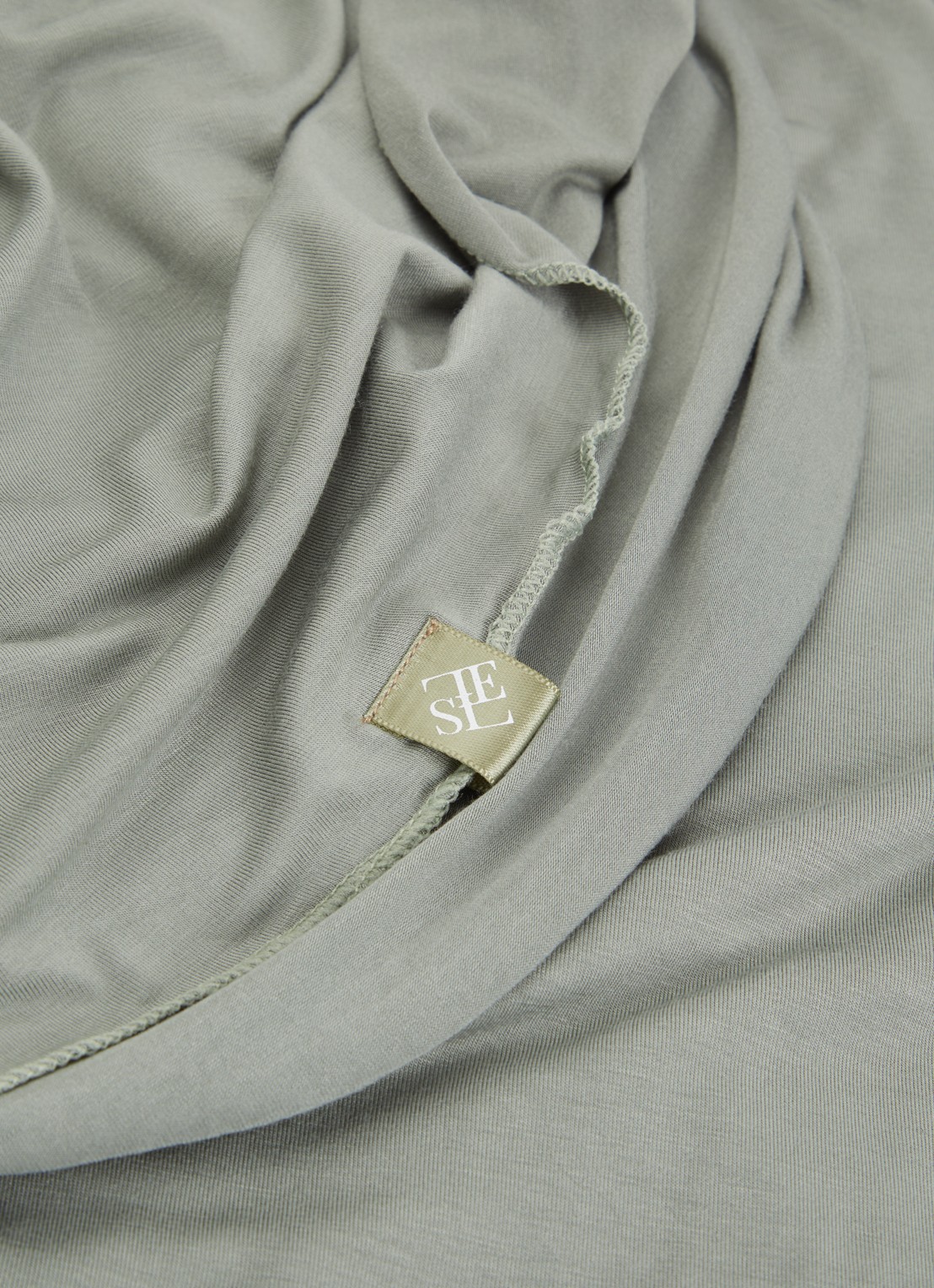 LES Atelier Bamboo Jersey hoofddoek 180 x 82 cm - detail 2 grijs