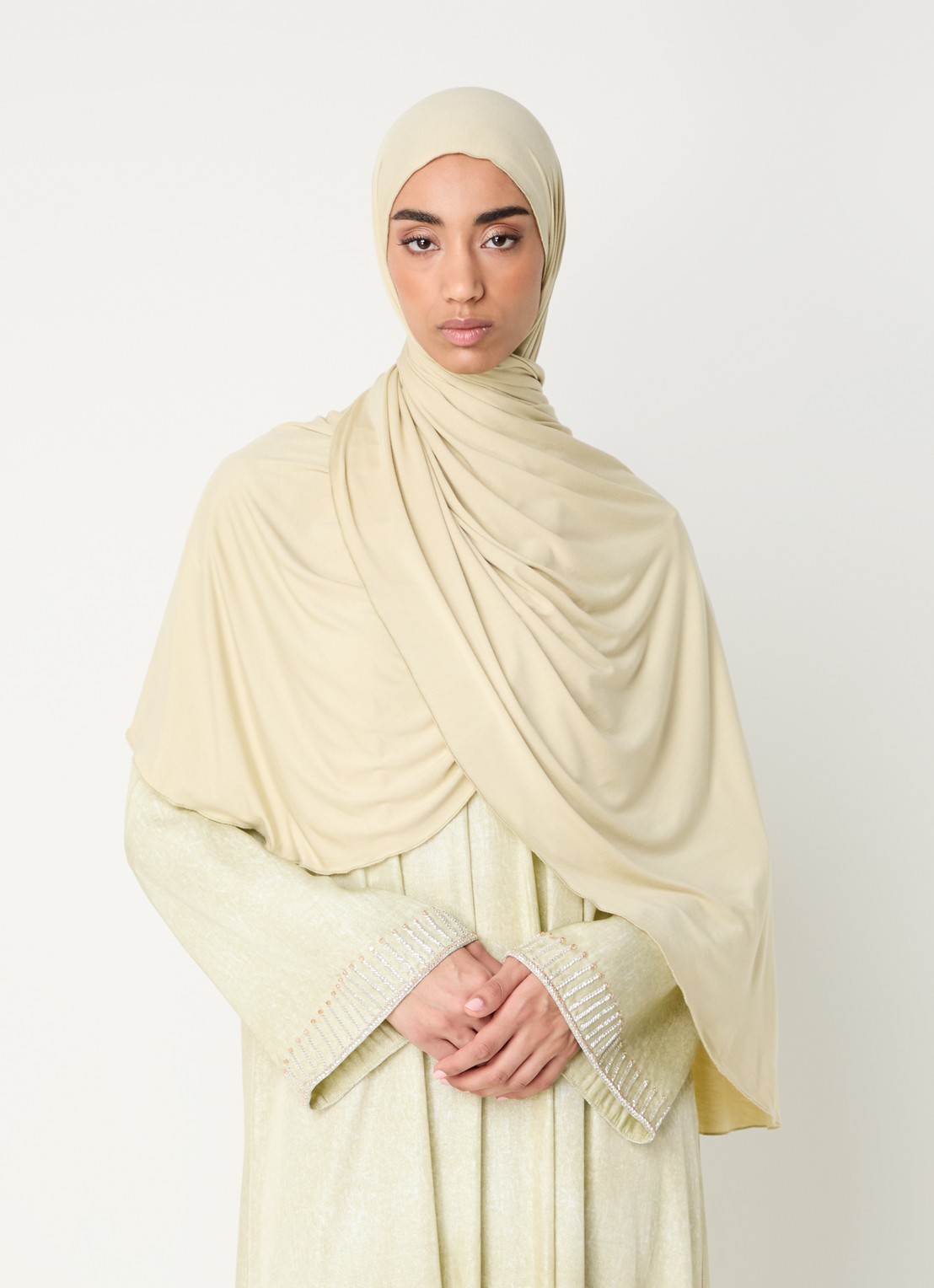 LES Atelier Bamboo Jersey hoofddoek 180 x 82 cm - voorkant 2 khaki