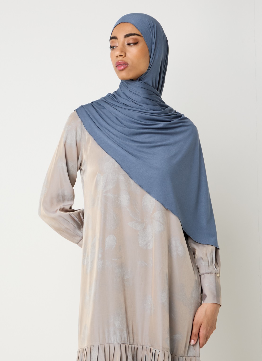 LES Atelier Bamboo Jersey hoofddoek 180 x 82 cm - voorkant 2 indigo