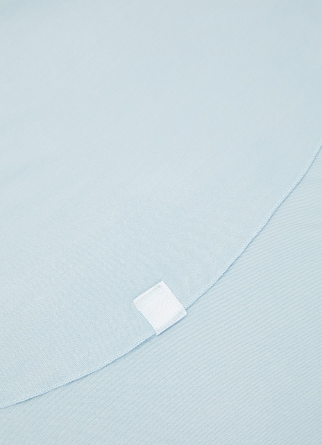 LES Atelier Bamboo Jersey hoofddoek 180 x 82 cm - detail 2 lichtblauw