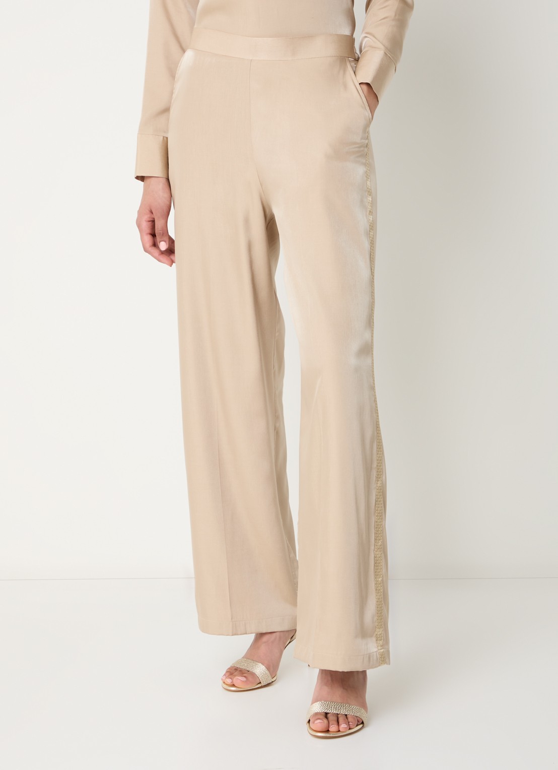 LES Atelier Eden high waist wide fit broek met logoband - detail 4 beige
