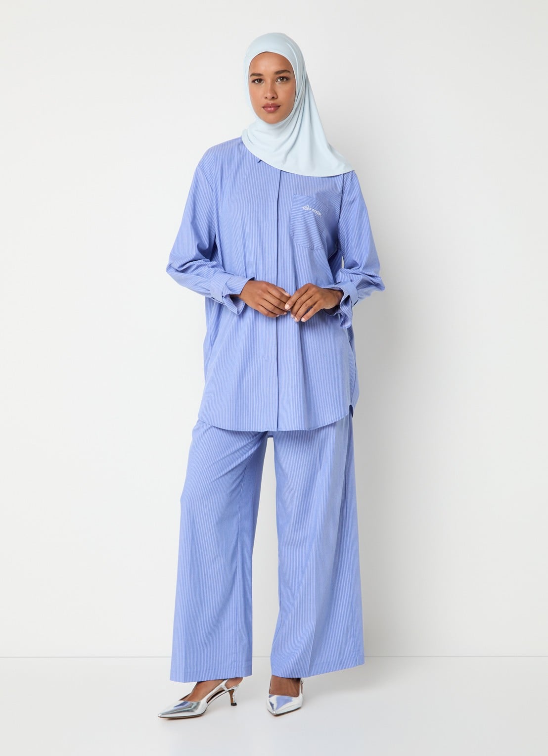 LES Atelier Ghala high waist straight fit broek met streepprint - voorkant 5 blauw