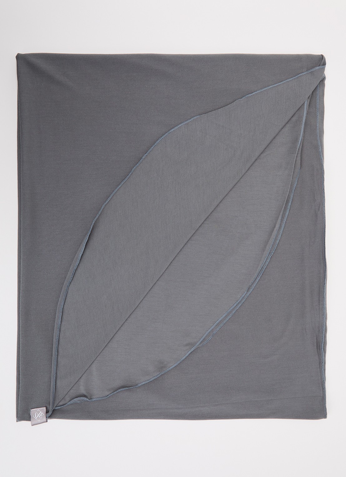 LES Atelier Hoofddoek van jersey 180 x 80 cm - voorkant grijs