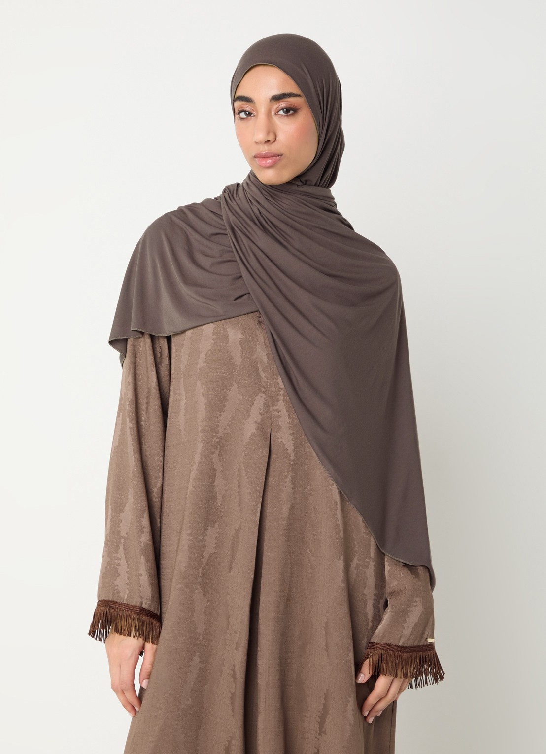 LES Atelier Hoofdoek met logo 180 x 80 cm - voorkant 4 taupe