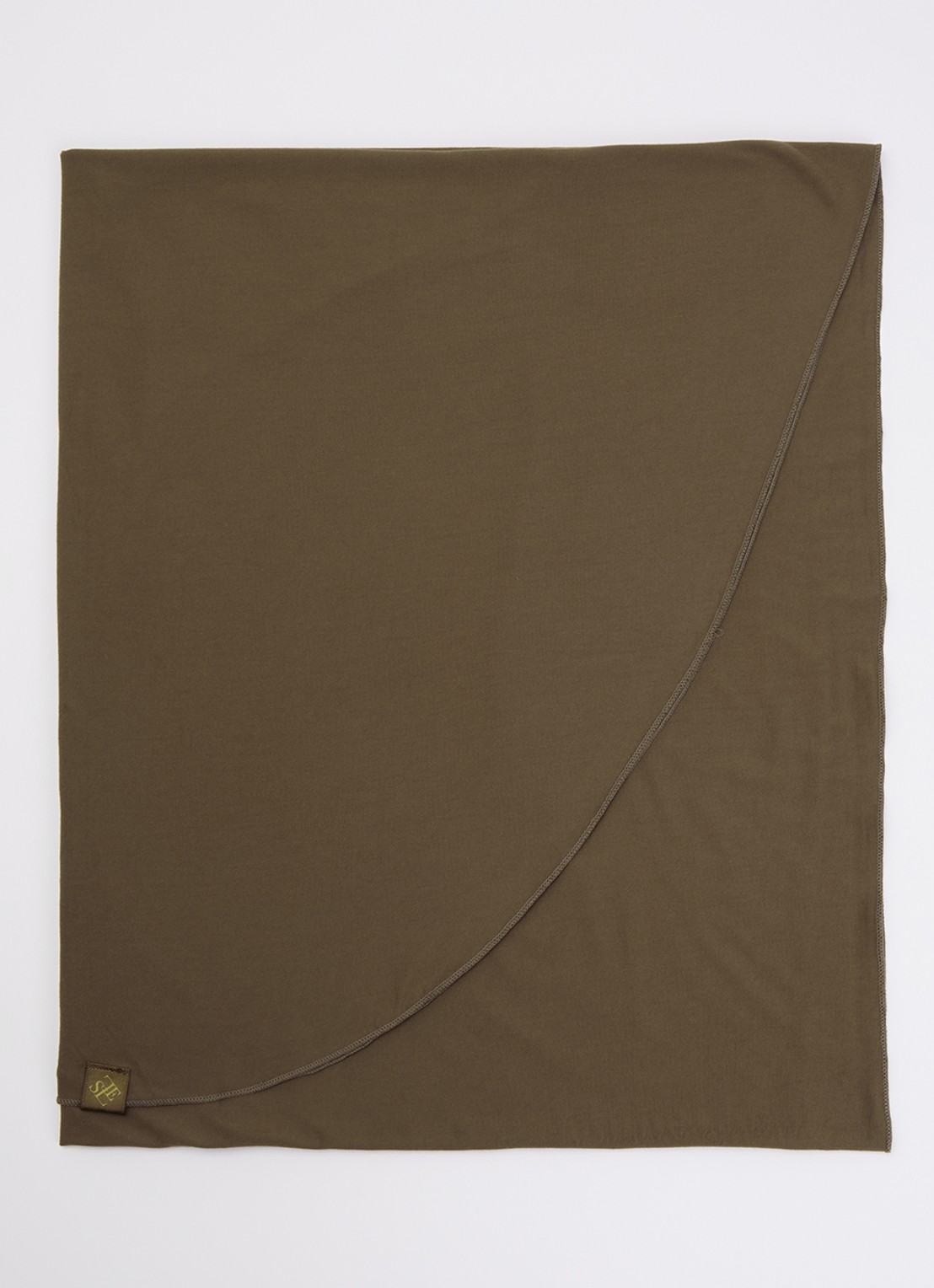 LES Atelier Hoofdoek met logo 180 x 80 cm - voorkant hazelnootbruin