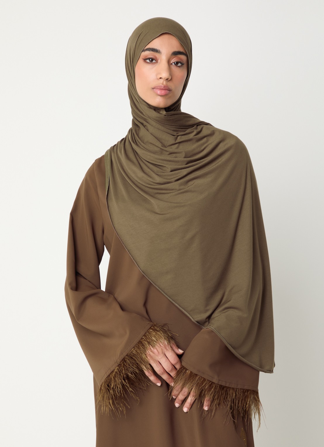 LES Atelier Hoofdoek met logo 180 x 80 cm - voorkant 2 hazelnootbruin