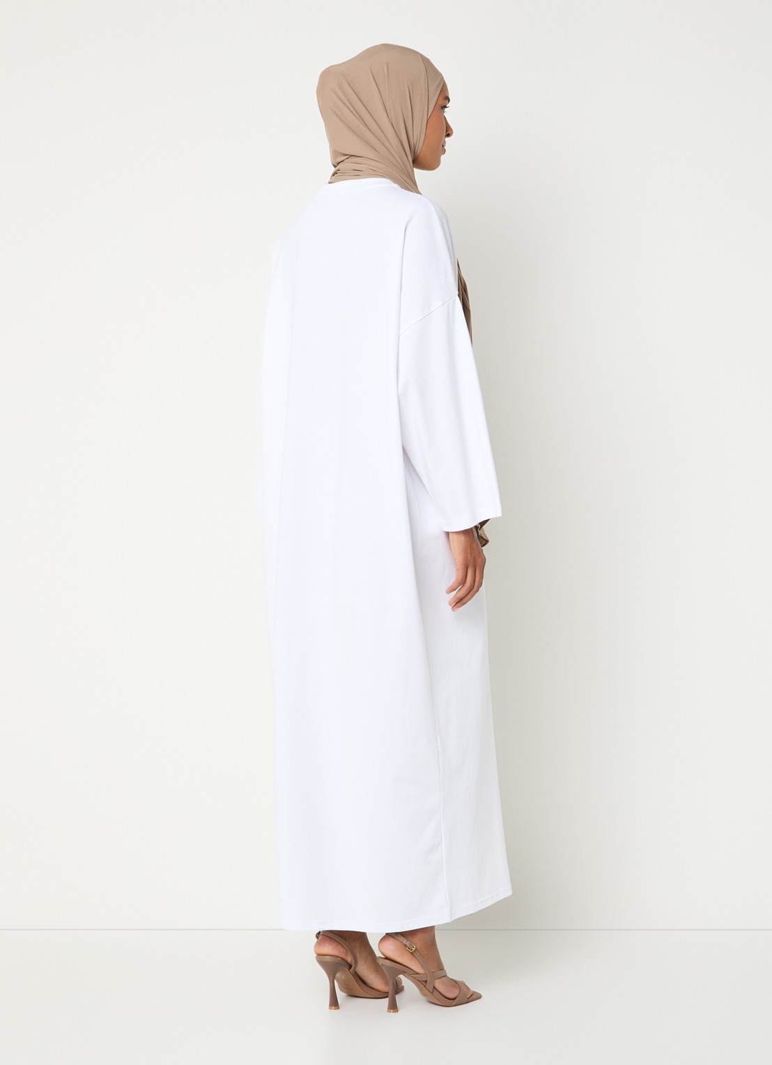 LES Atelier Ilya maxi jurk met borduring - achterkant 5 wit