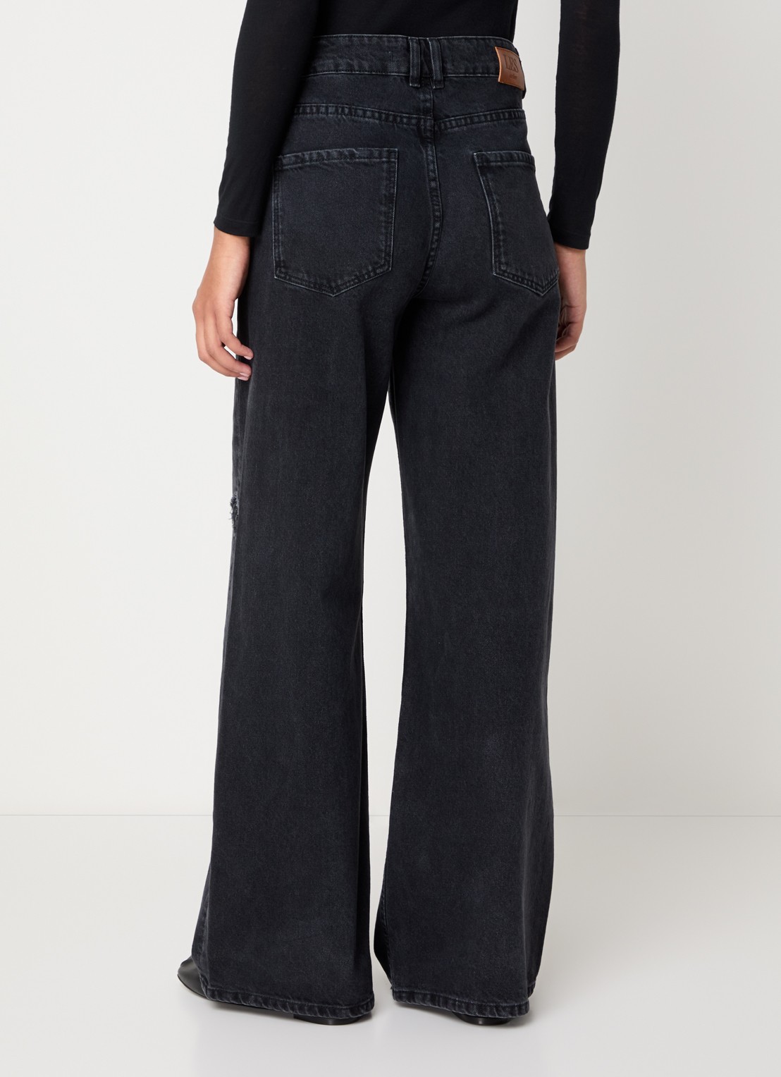 LES Atelier Laura high waist wide leg jeans met steekzakken - achterkant 6 zwart