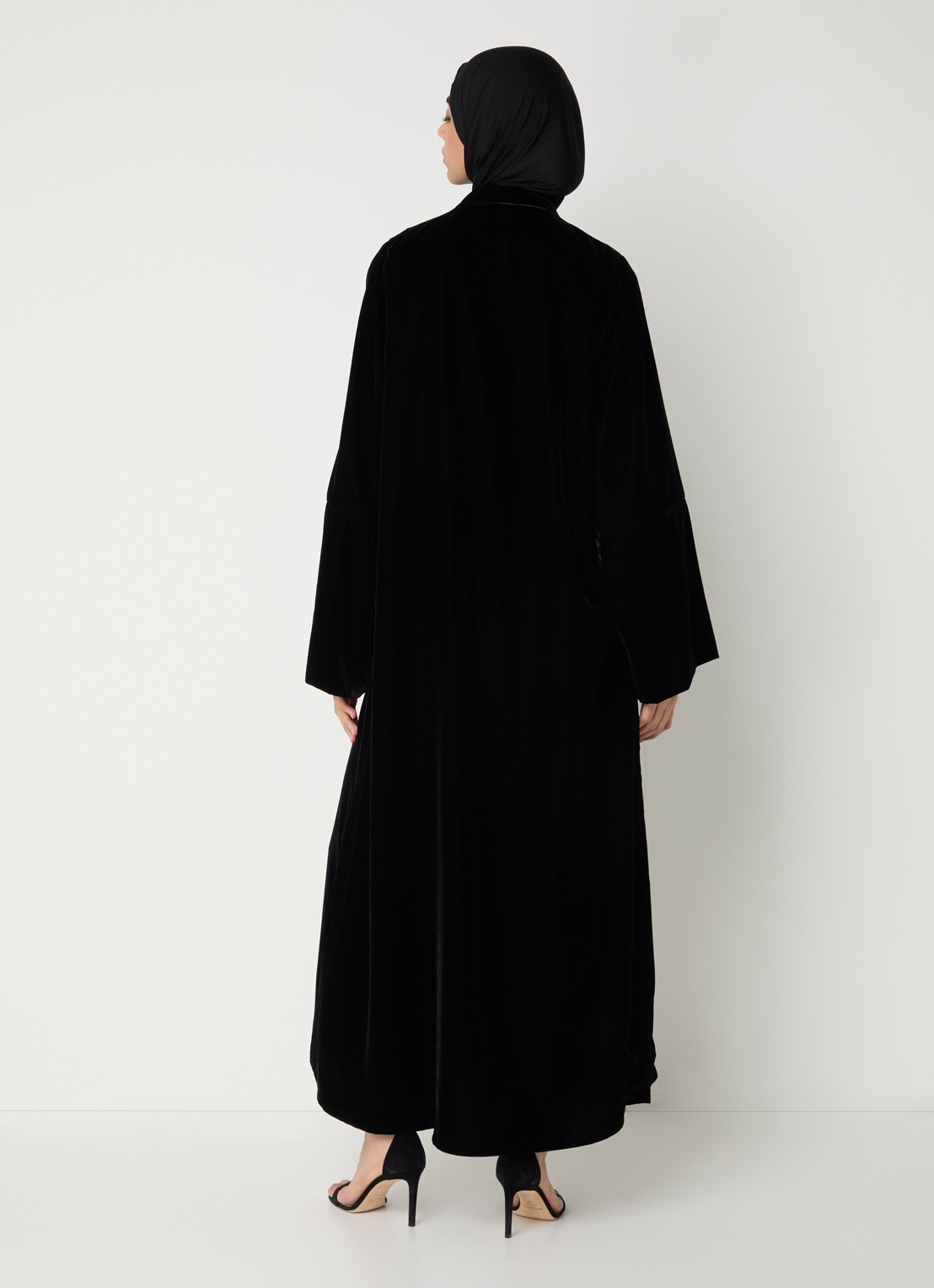 LES Atelier Leona abaya met drukknoopsluiting - achterkant zwart